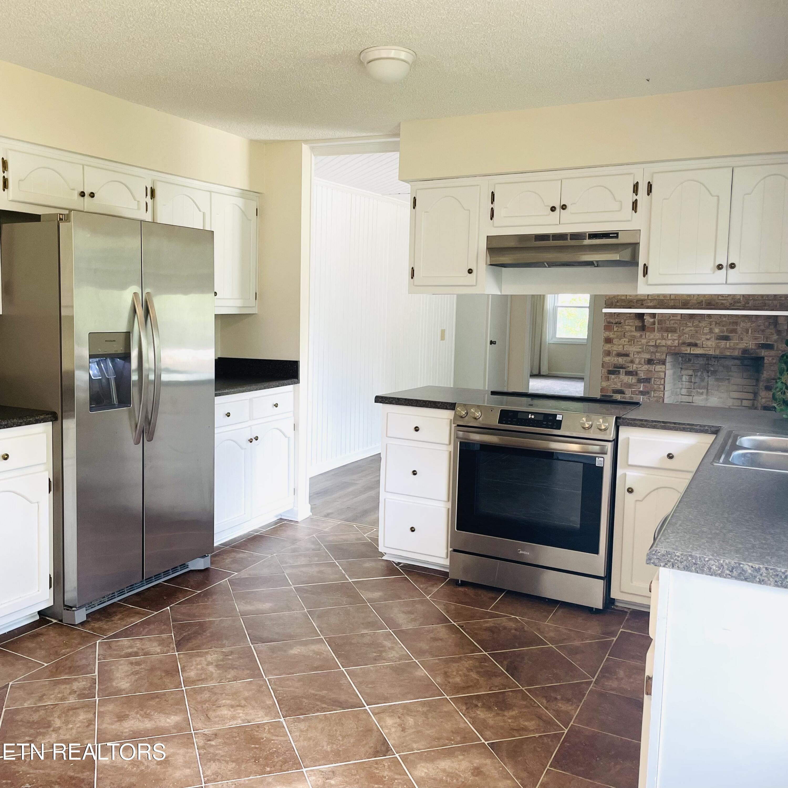 2158 Williamsburg Circle Cookeville TN 38506