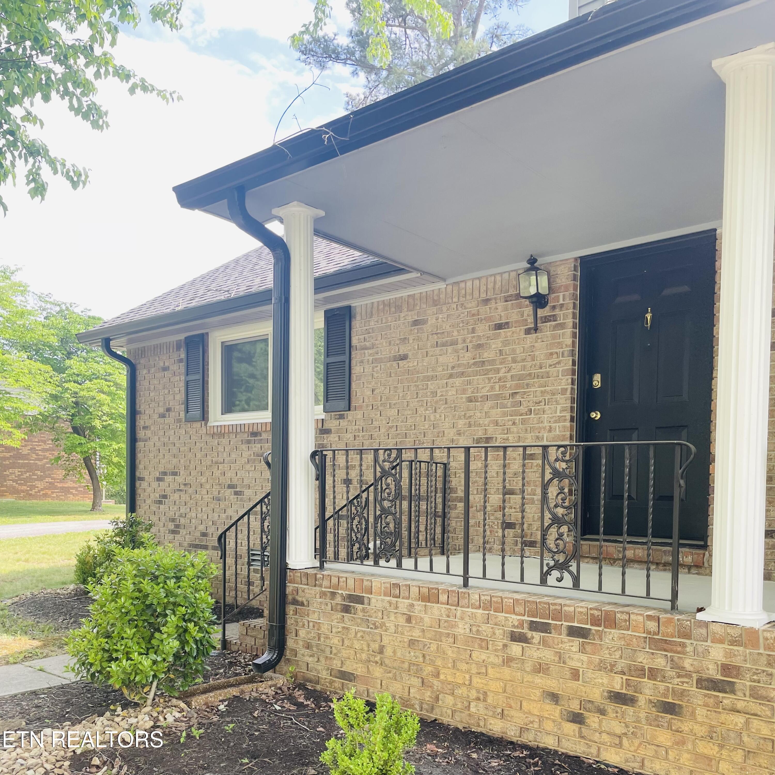 2158 Williamsburg Circle Cookeville TN 38506