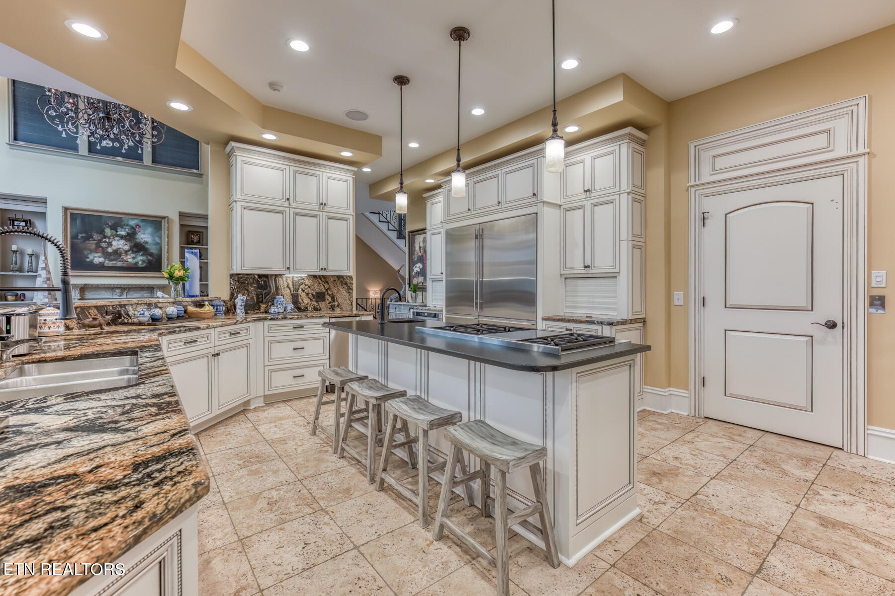 1128 Mountain Vista Pvt Drive Bristol TN 37620