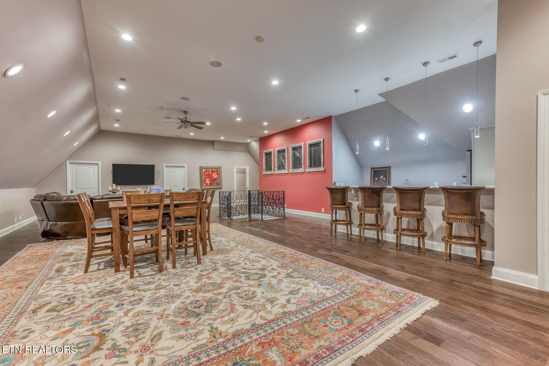 1128 Mountain Vista Pvt Drive Bristol TN 37620