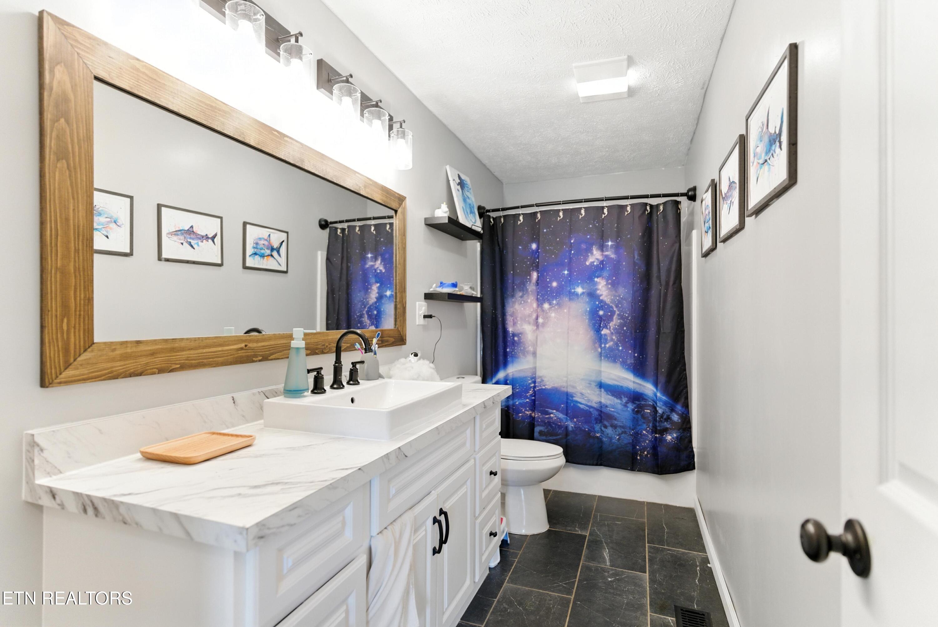 926 Weaver Hill Drive Maryville TN 37803