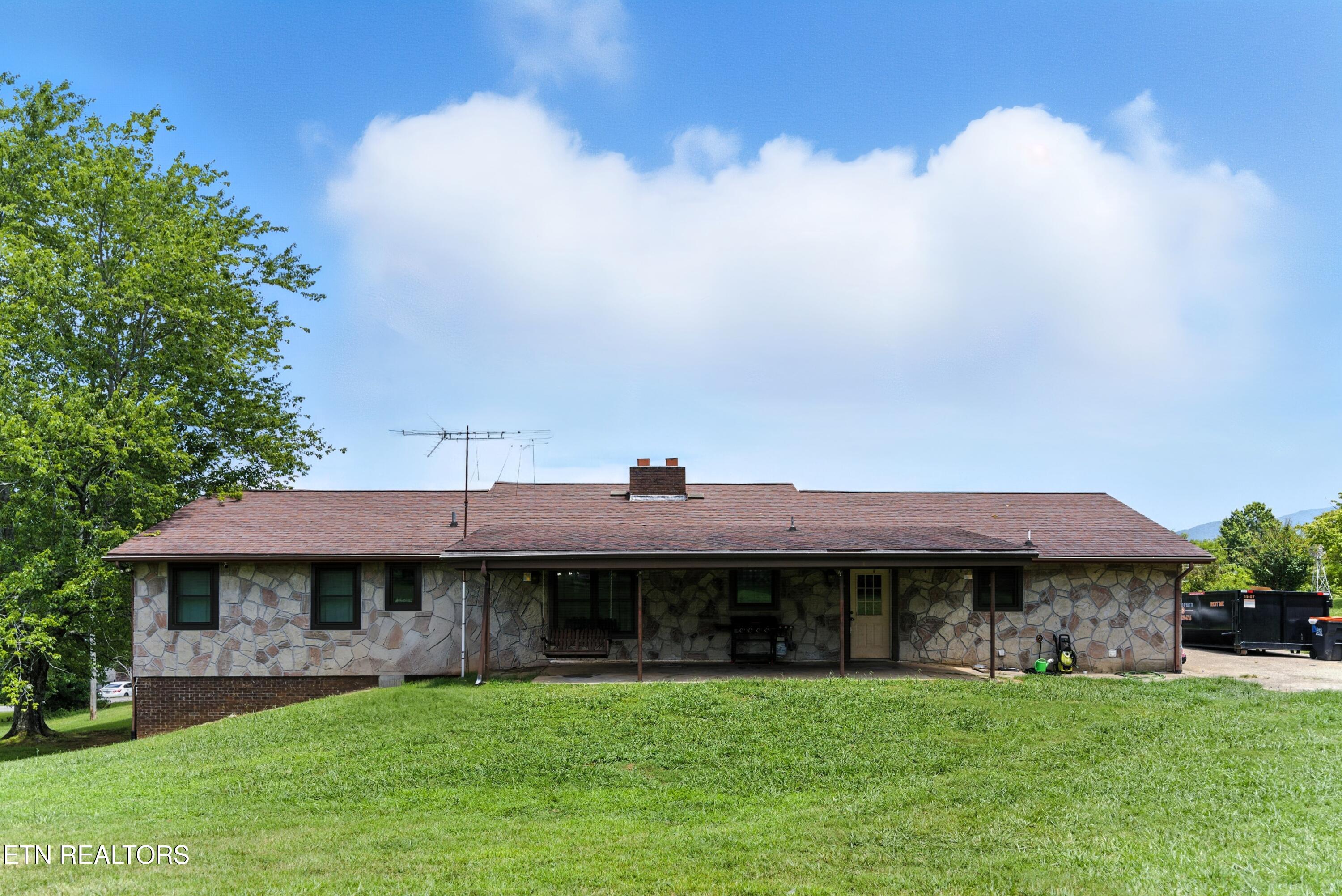 926 Weaver Hill Drive Maryville TN 37803