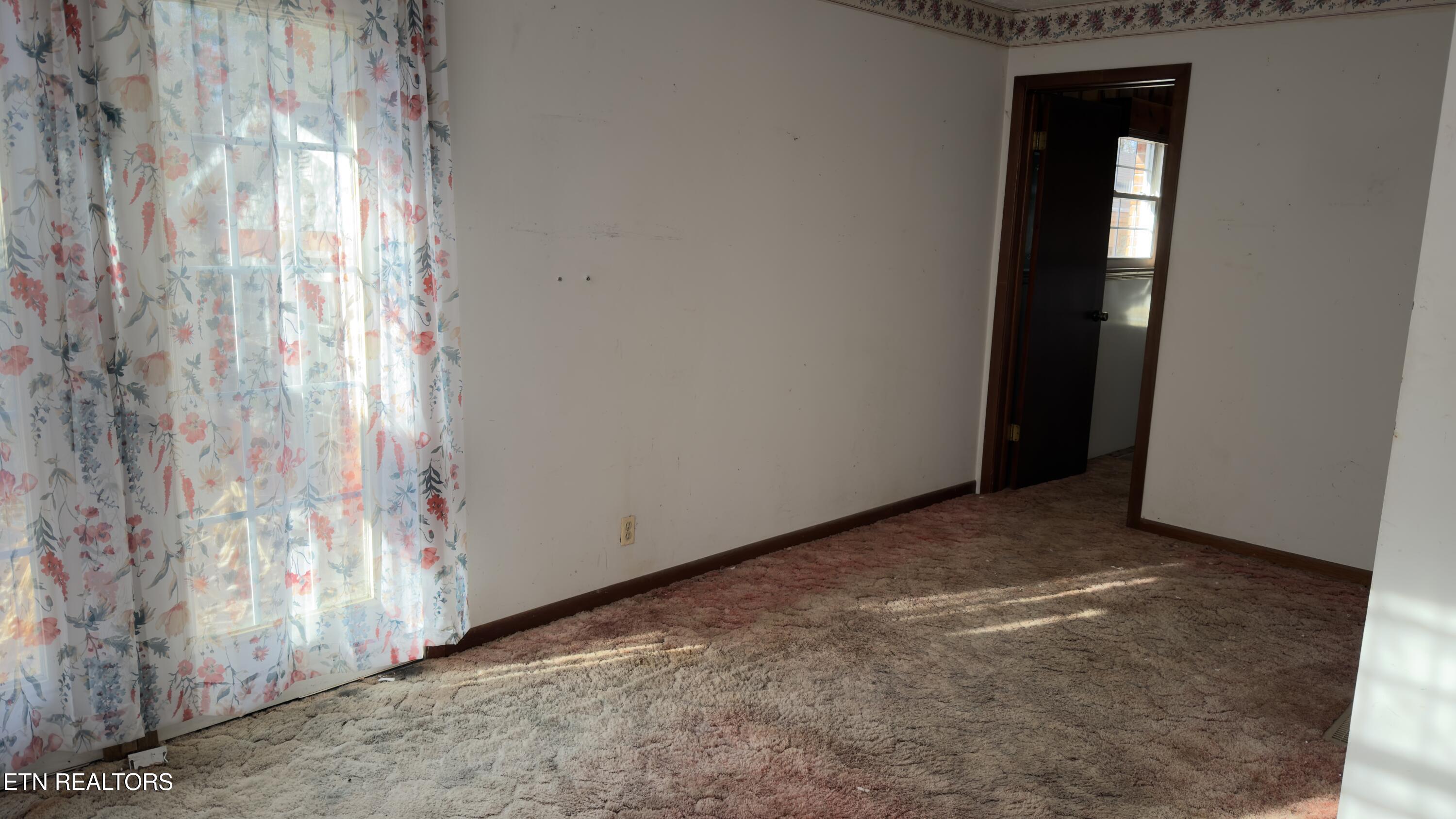 577 Blizzard Mines Road Harriman TN 37748