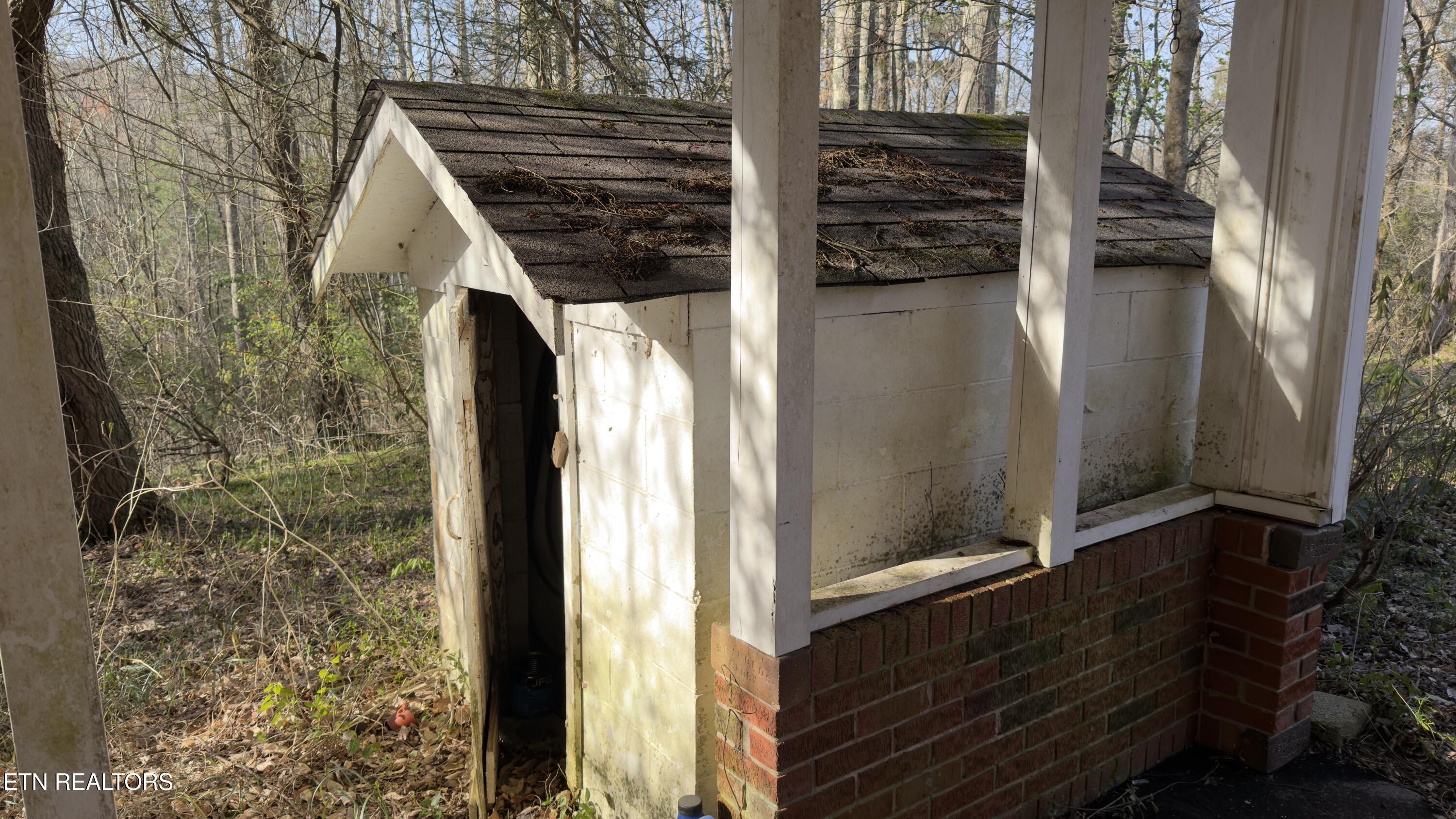 577 Blizzard Mines Road Harriman TN 37748