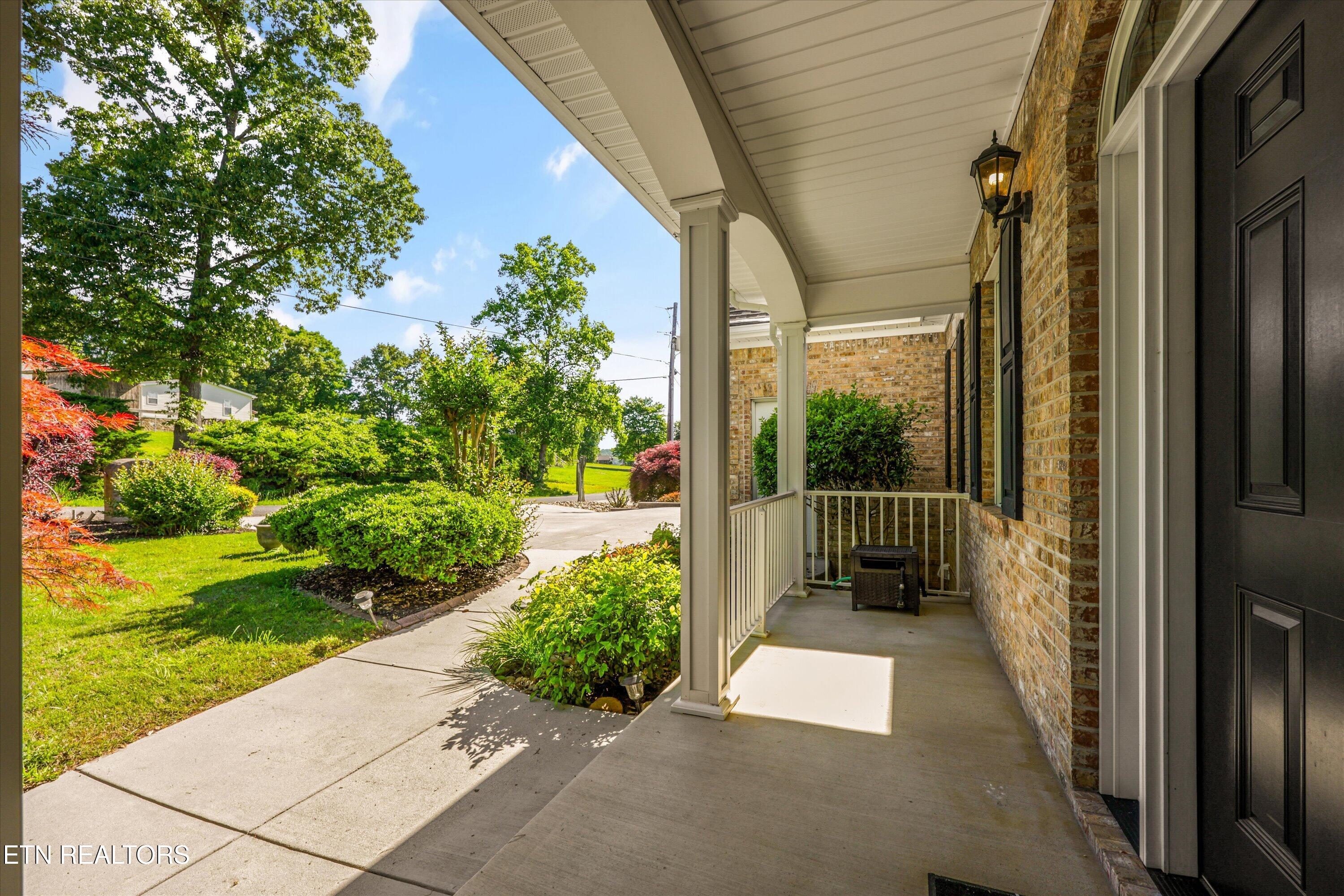 2177 Riverview Drive Dandridge TN 37725
