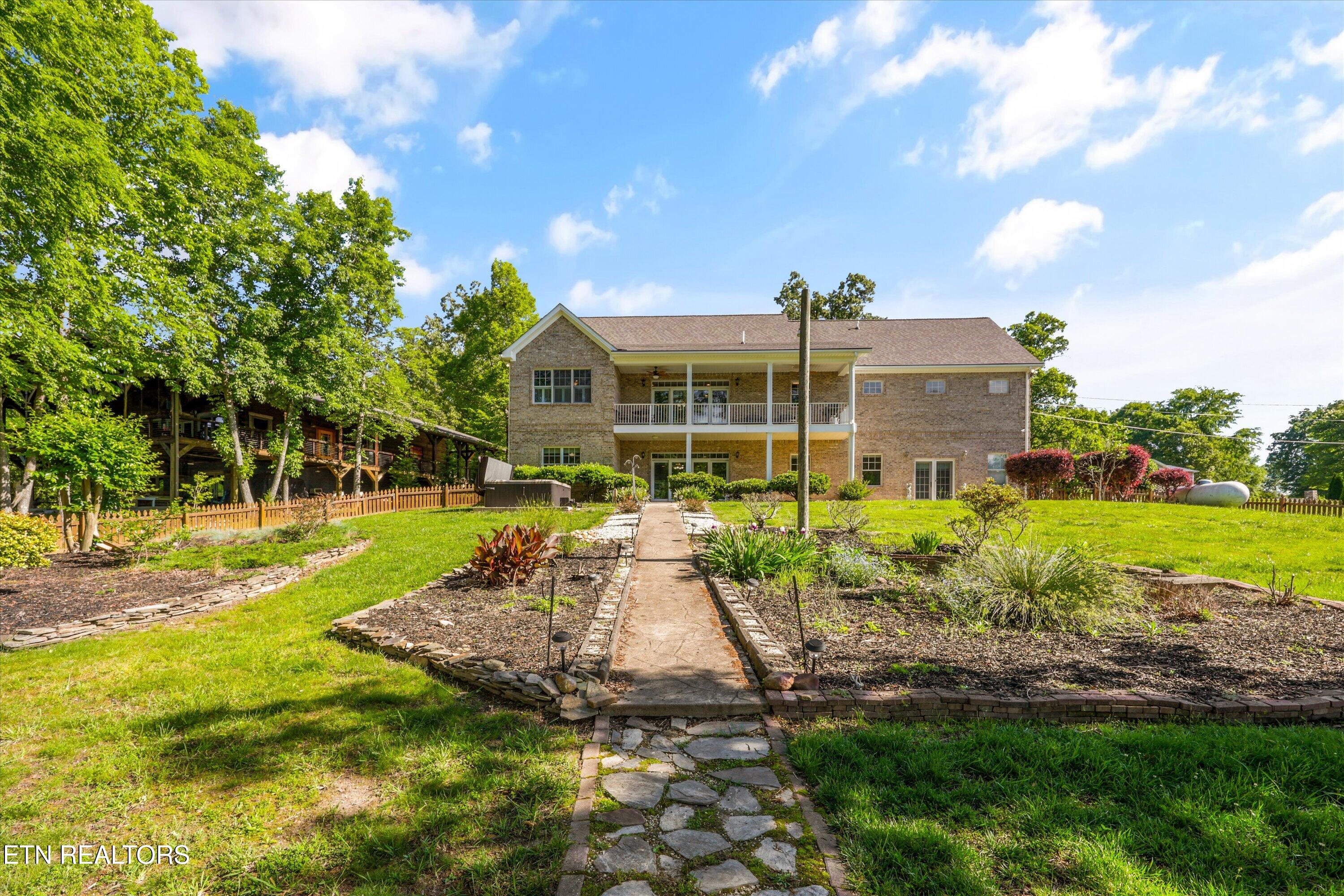 2177 Riverview Drive Dandridge TN 37725