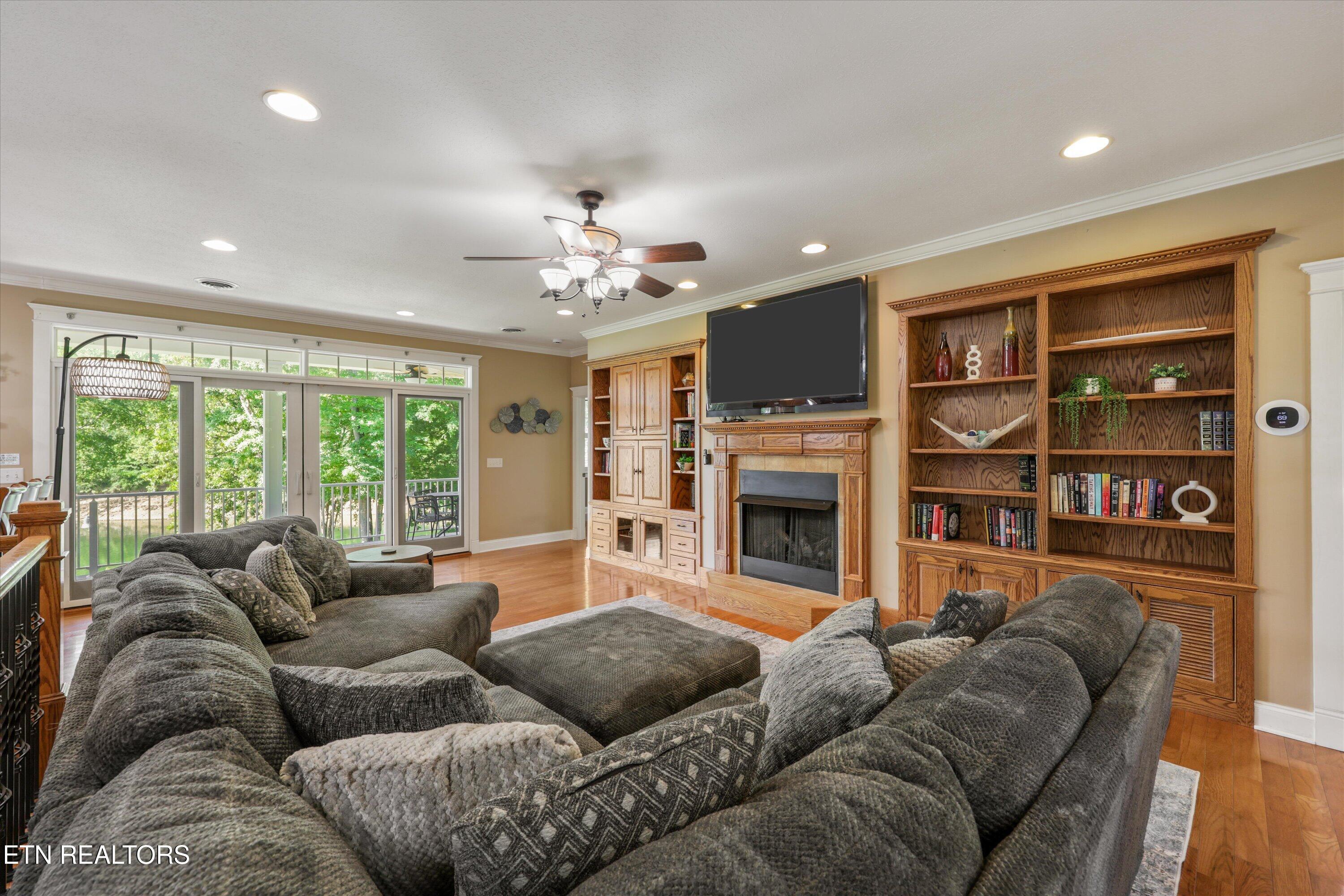 2177 Riverview Drive Dandridge TN 37725