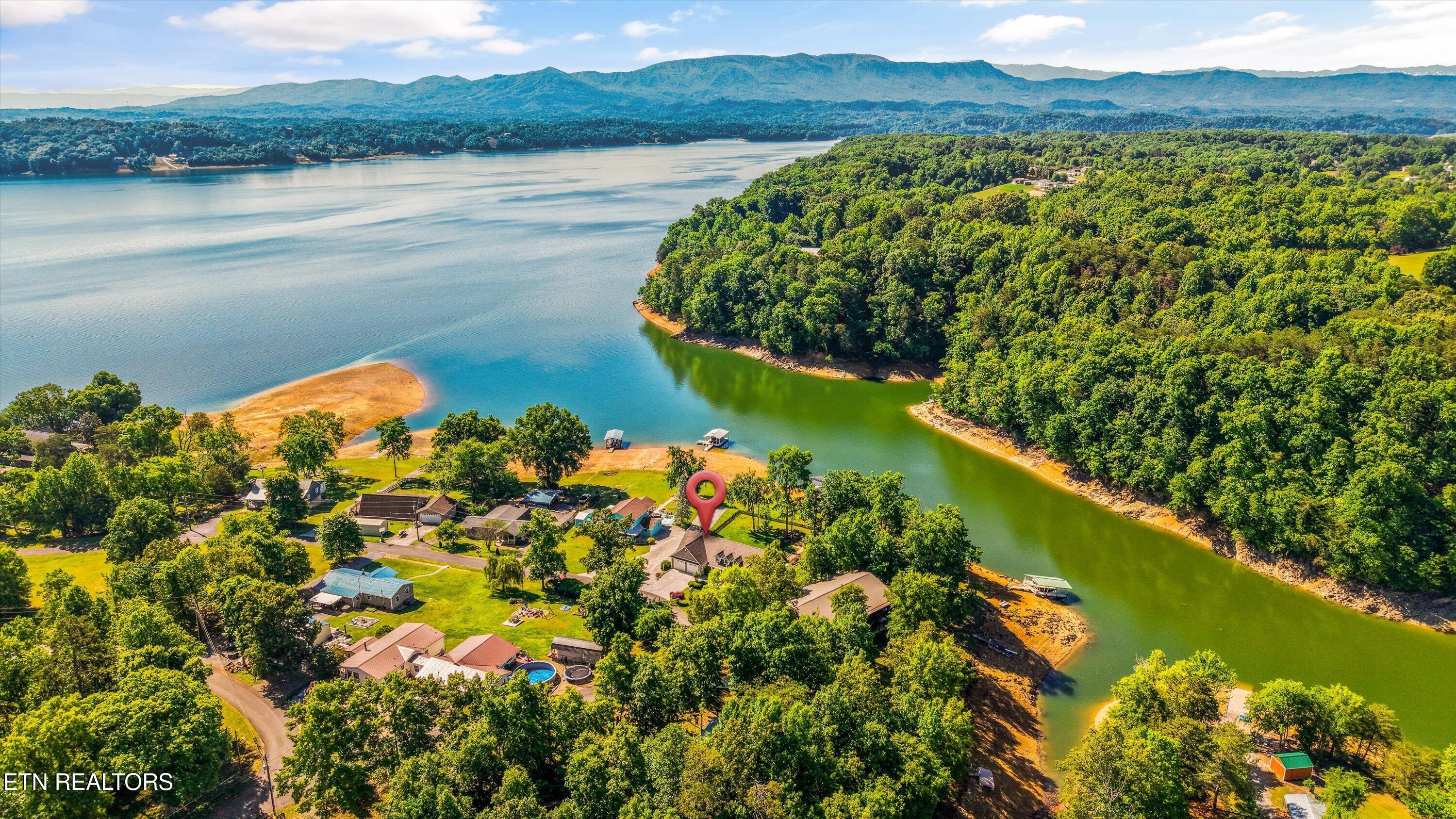 2177 Riverview Drive Dandridge TN 37725