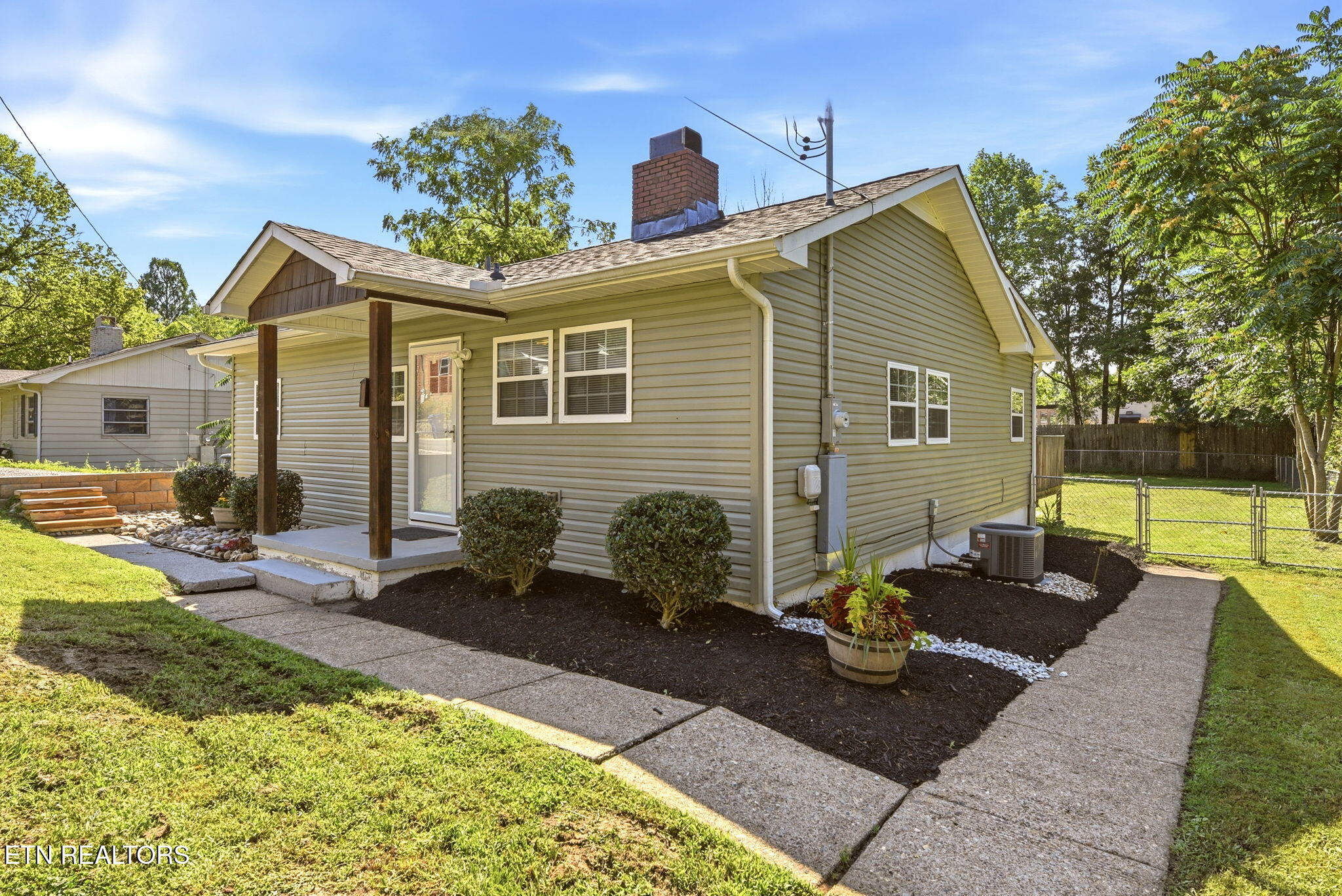 104 Tucker Road Oak Ridge TN 37830
