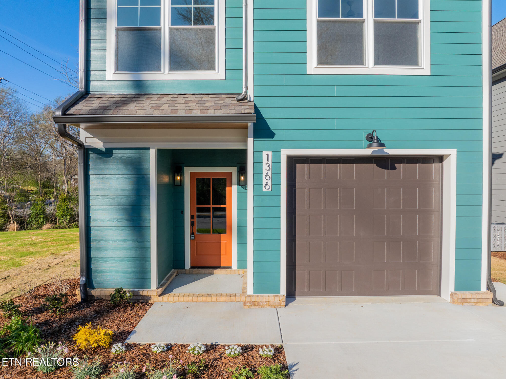 1366 Thomas Avenue Chattanooga TN 37409