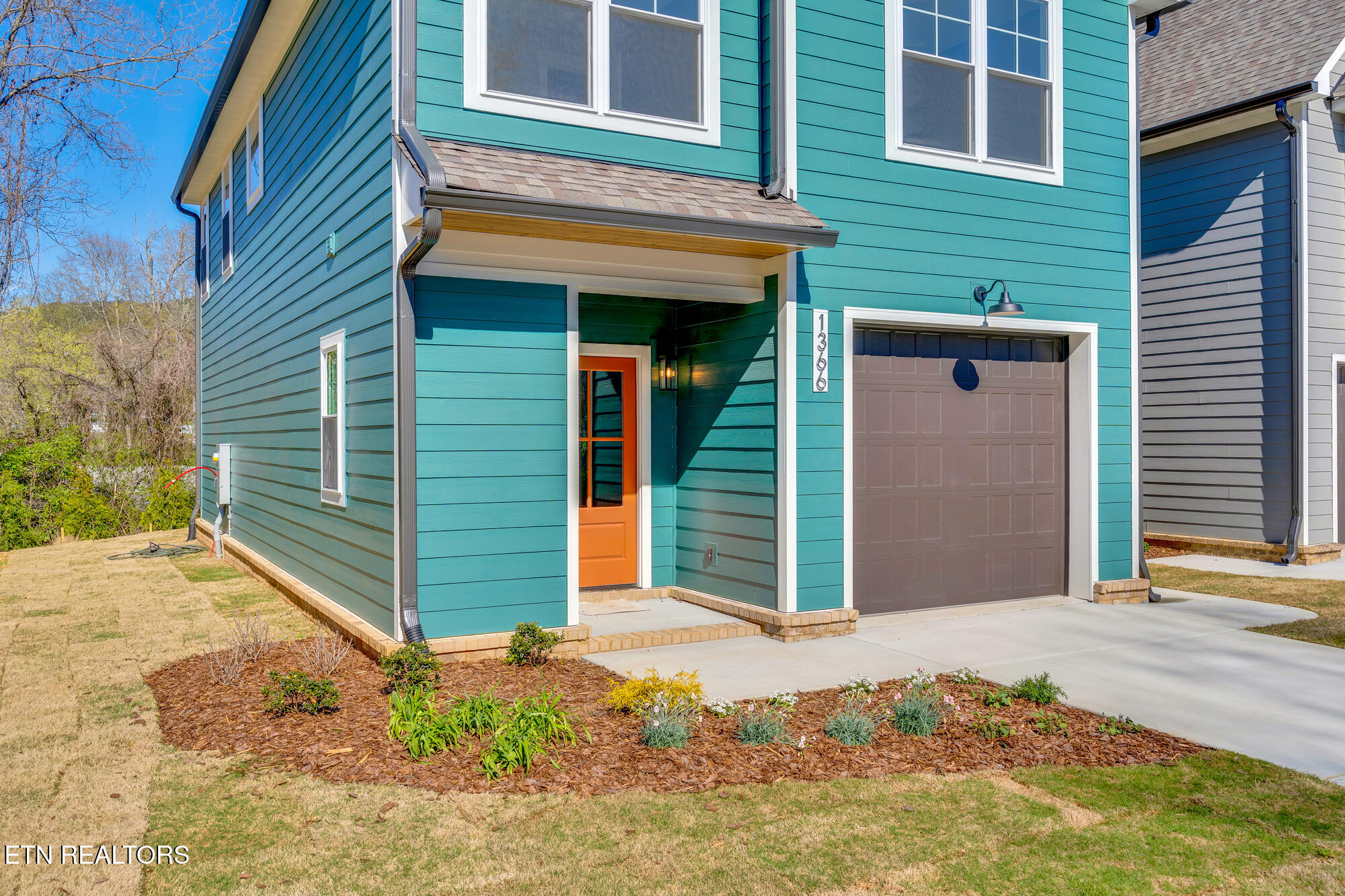 1366 Thomas Avenue Chattanooga TN 37409