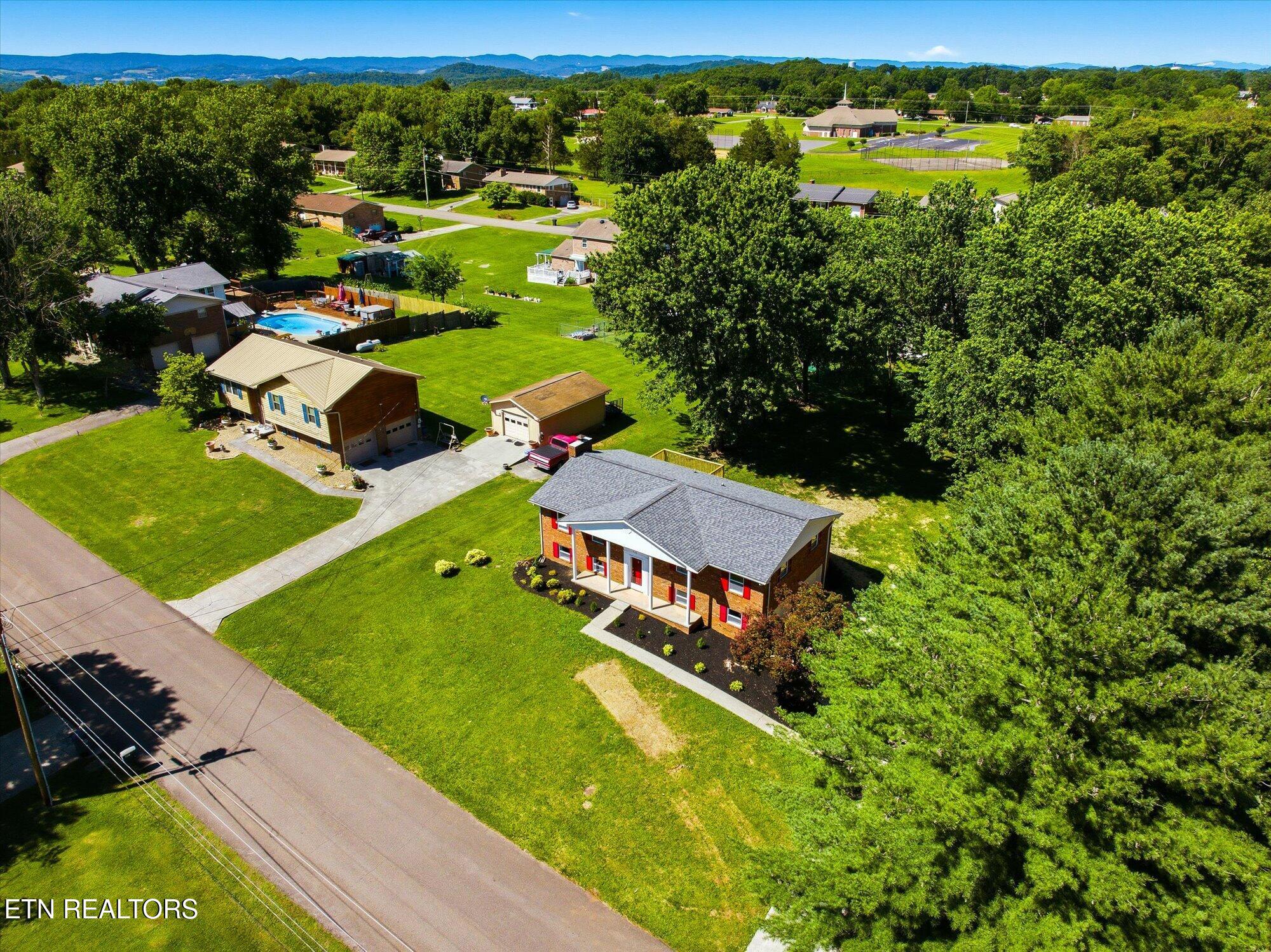 428 Phyllis Circle Talbott TN 37877