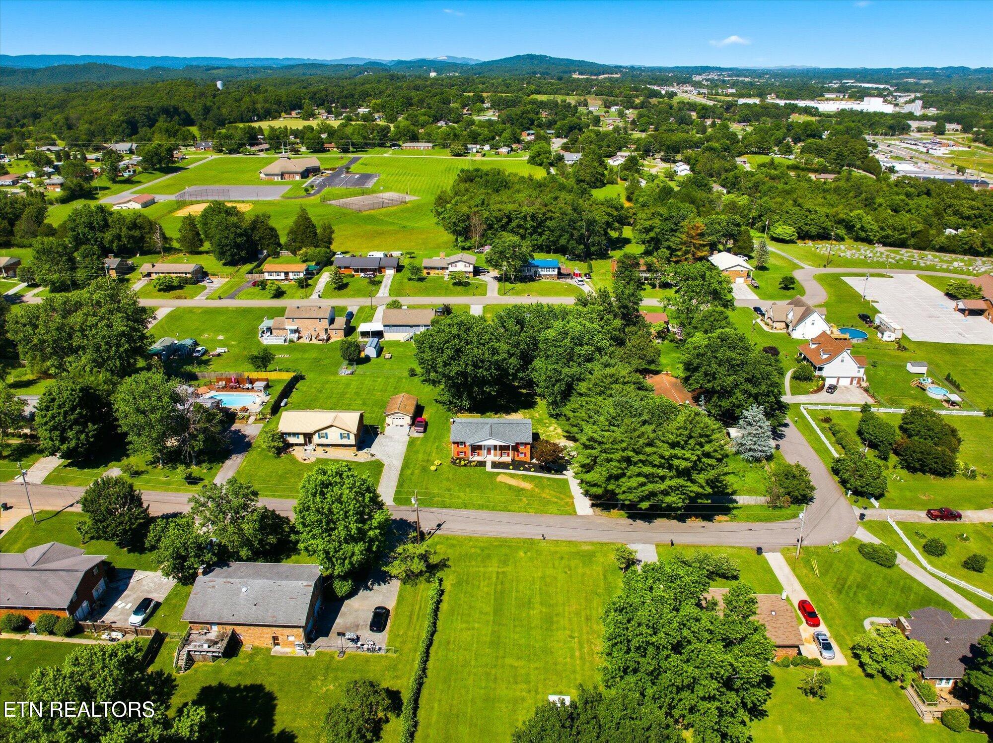 428 Phyllis Circle Talbott TN 37877
