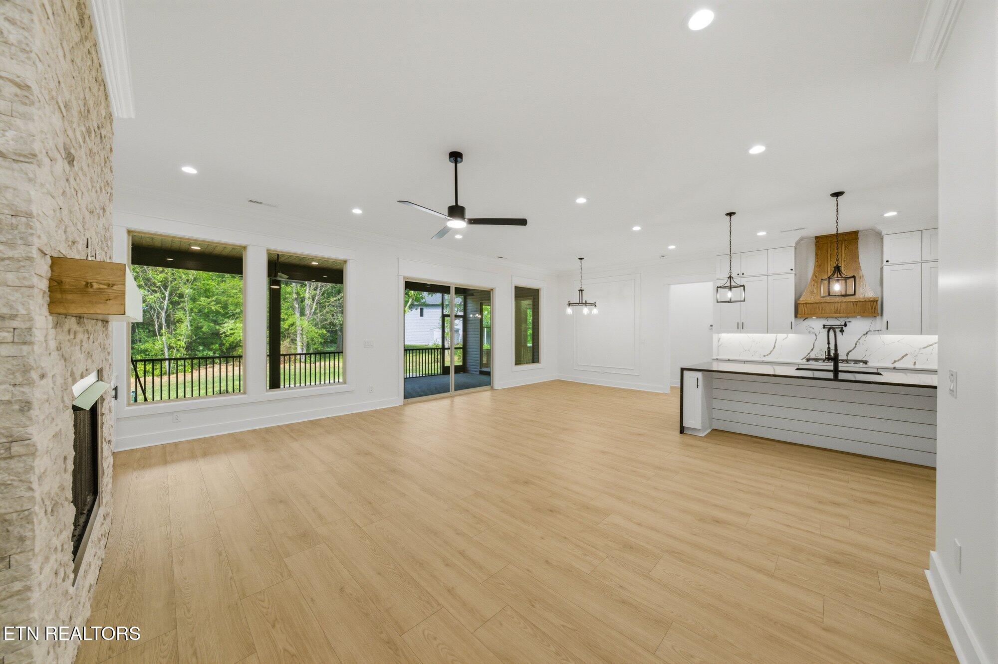 121 Ogana Way Loudon TN 37774