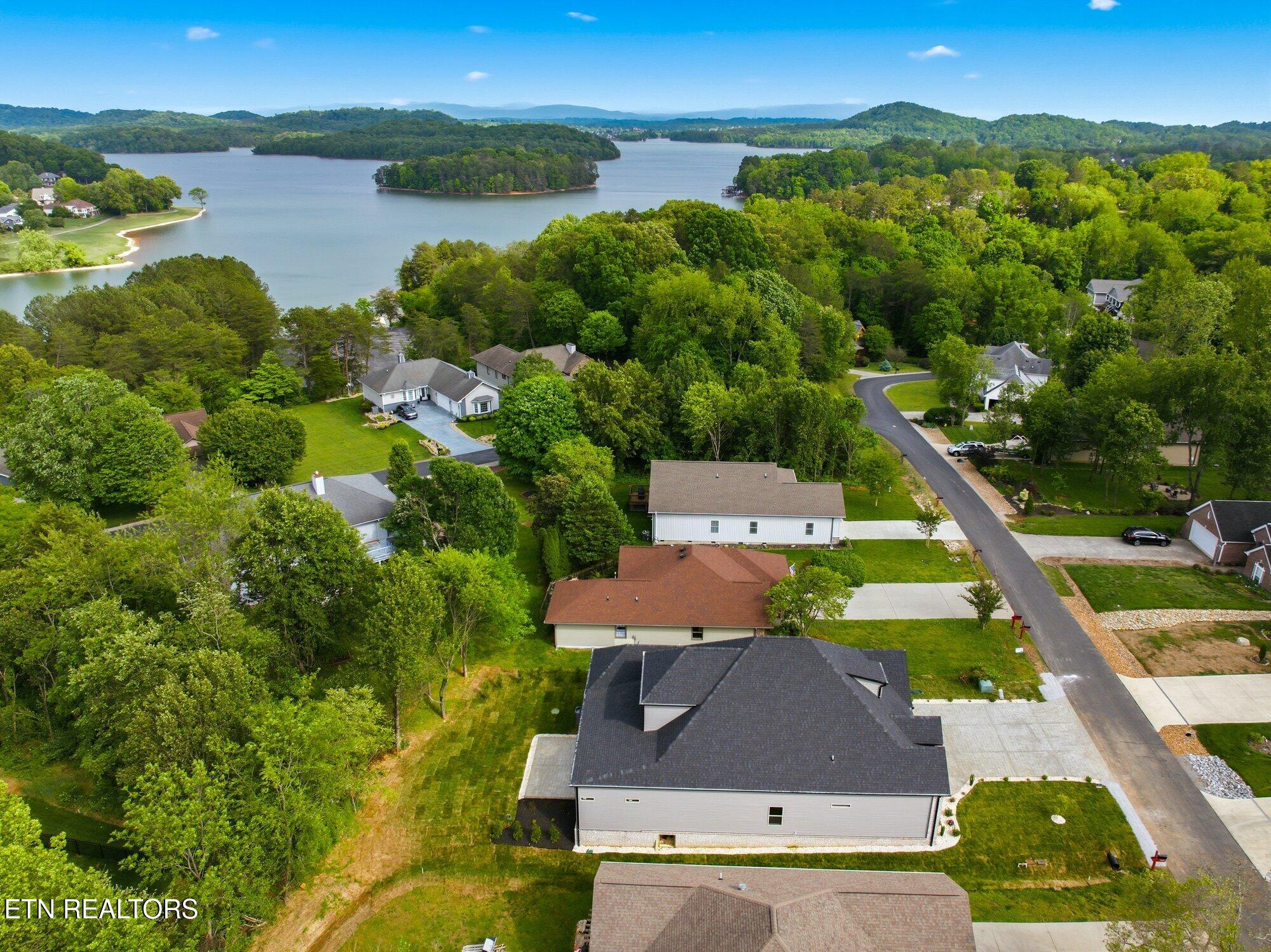 121 Ogana Way Loudon TN 37774