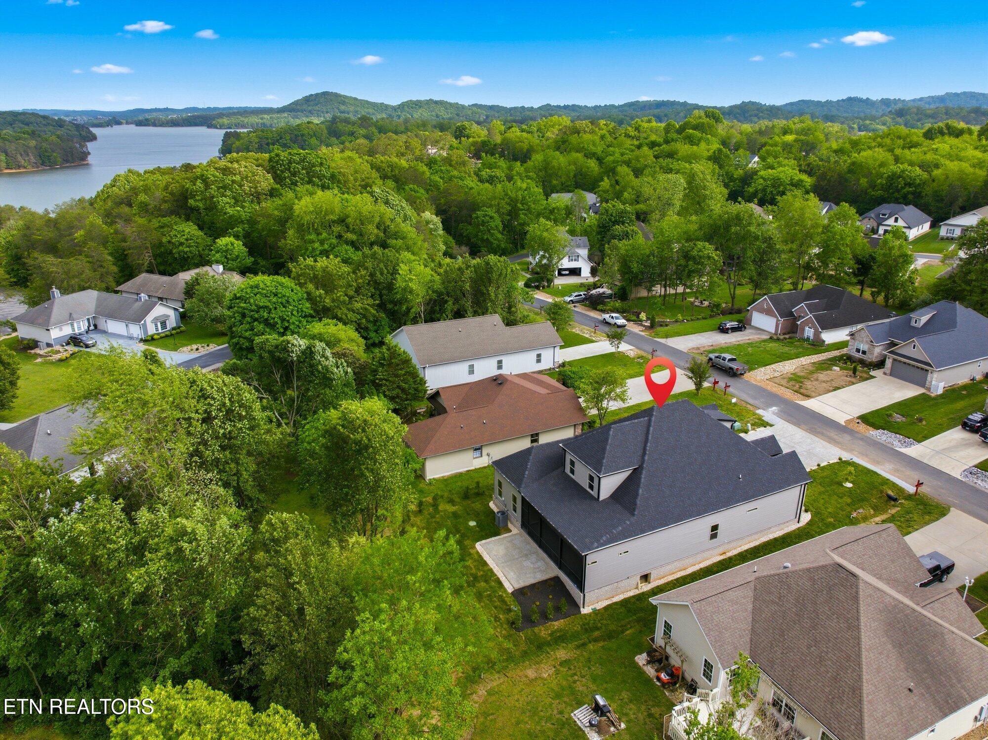 121 Ogana Way Loudon TN 37774