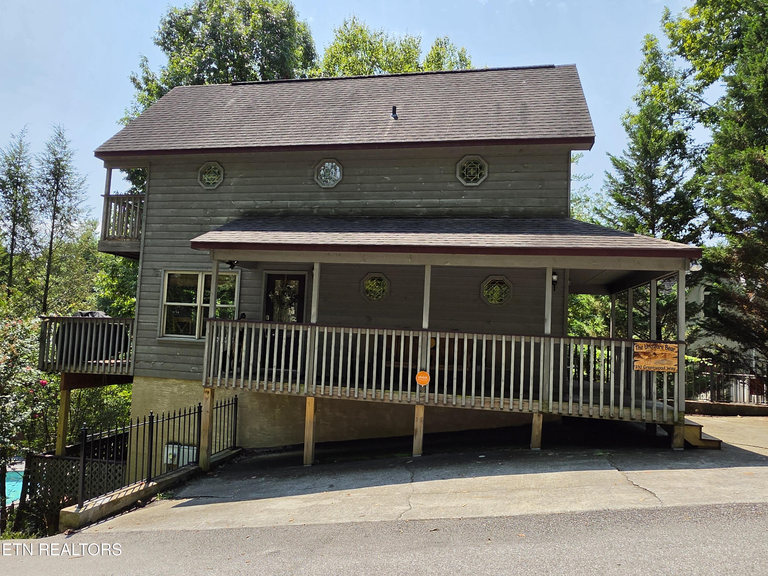 310 Greenwood Way Pigeon Forge TN 37863