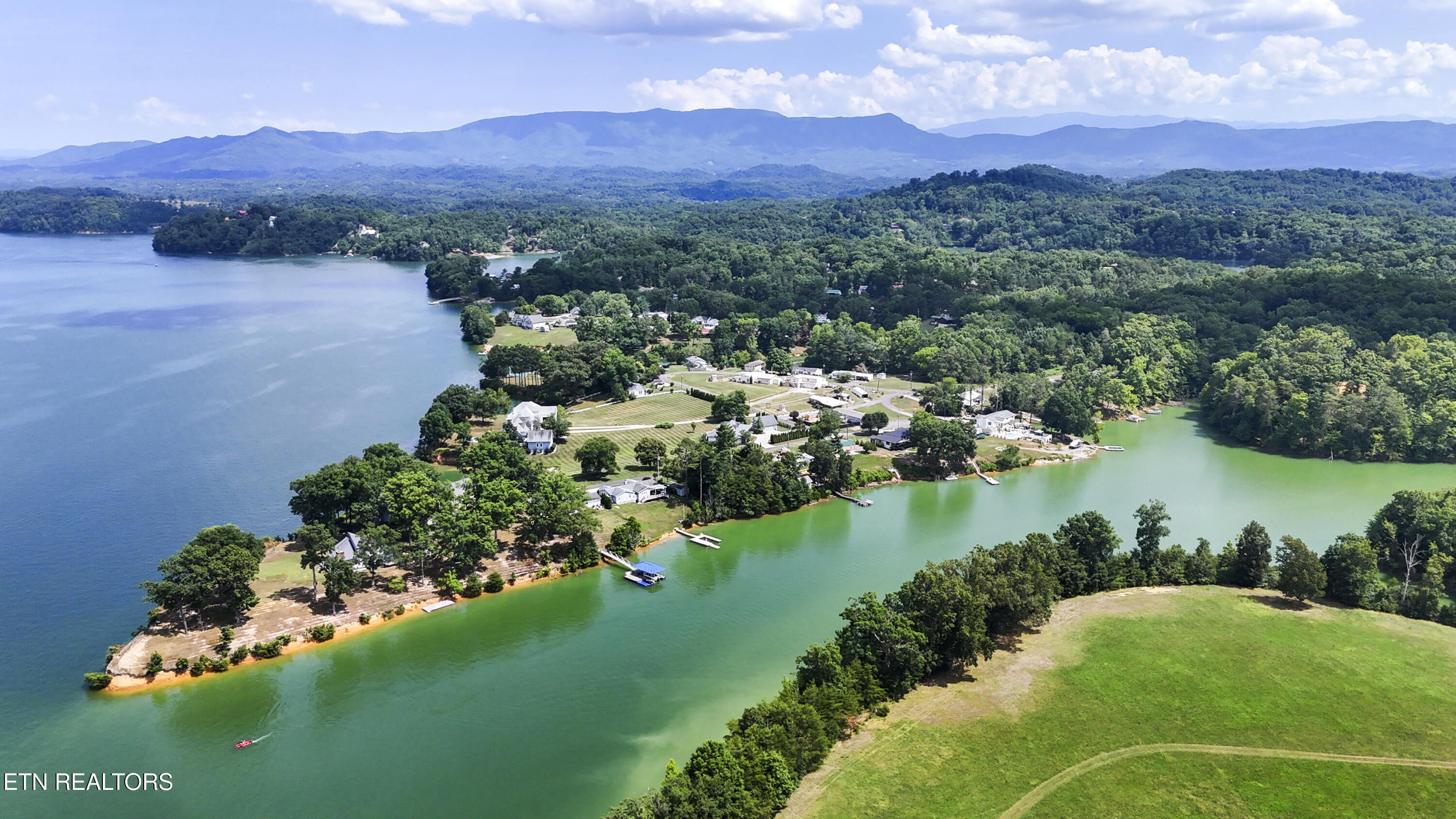 1753 Bonanza Trail Dandridge TN 37725