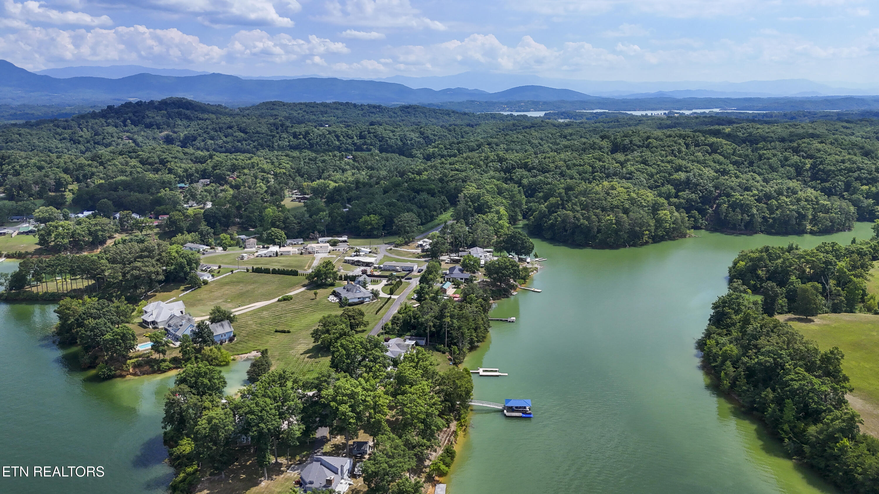 1753 Bonanza Trail Dandridge TN 37725
