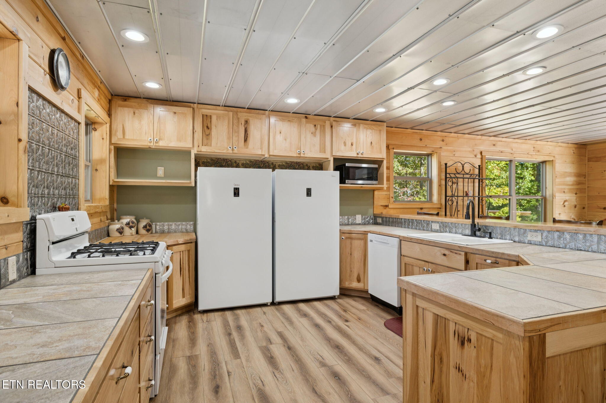 2025 Allardt Tinch Road Jamestown TN 38556