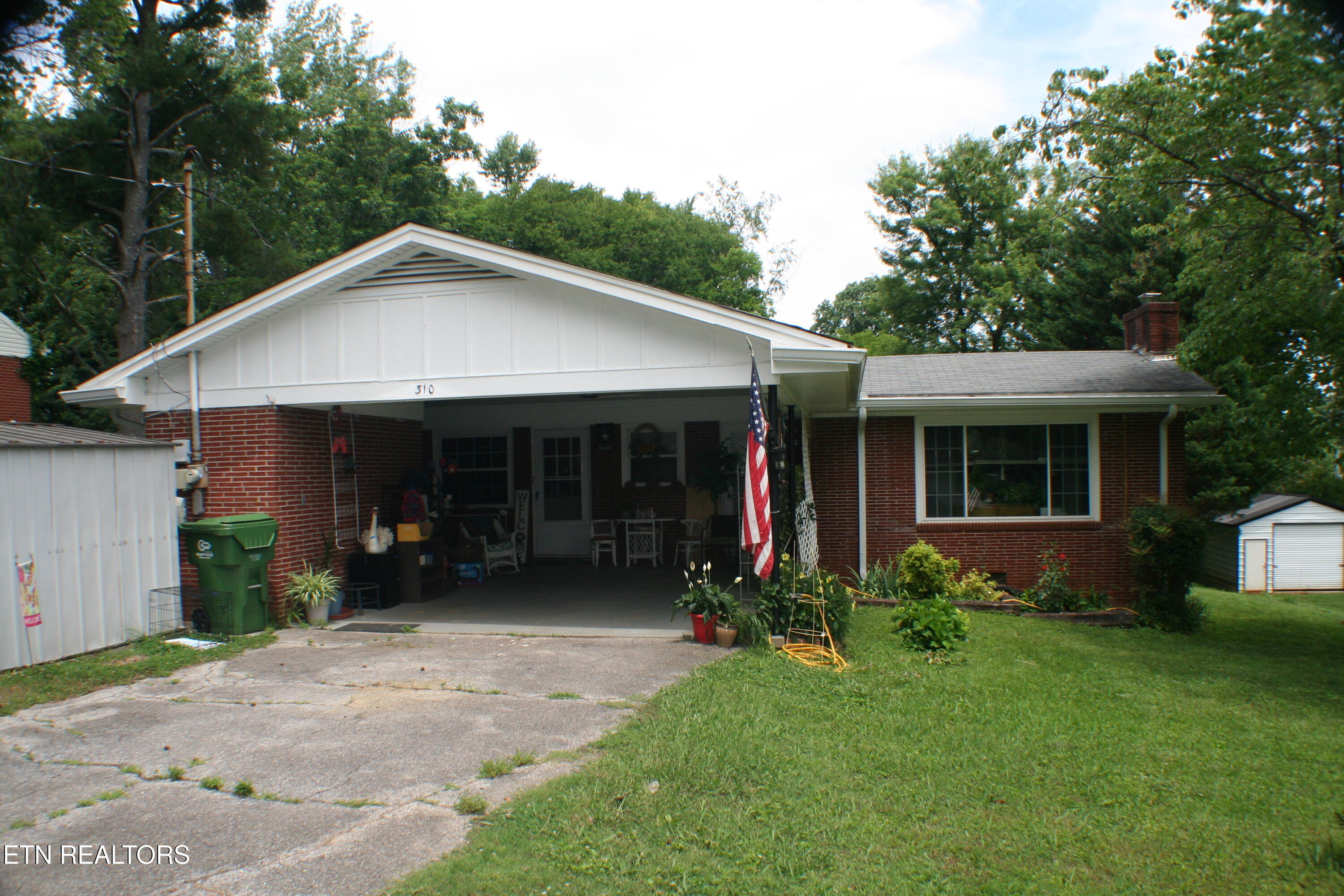 310 Cardinal Street Maryville TN 37803