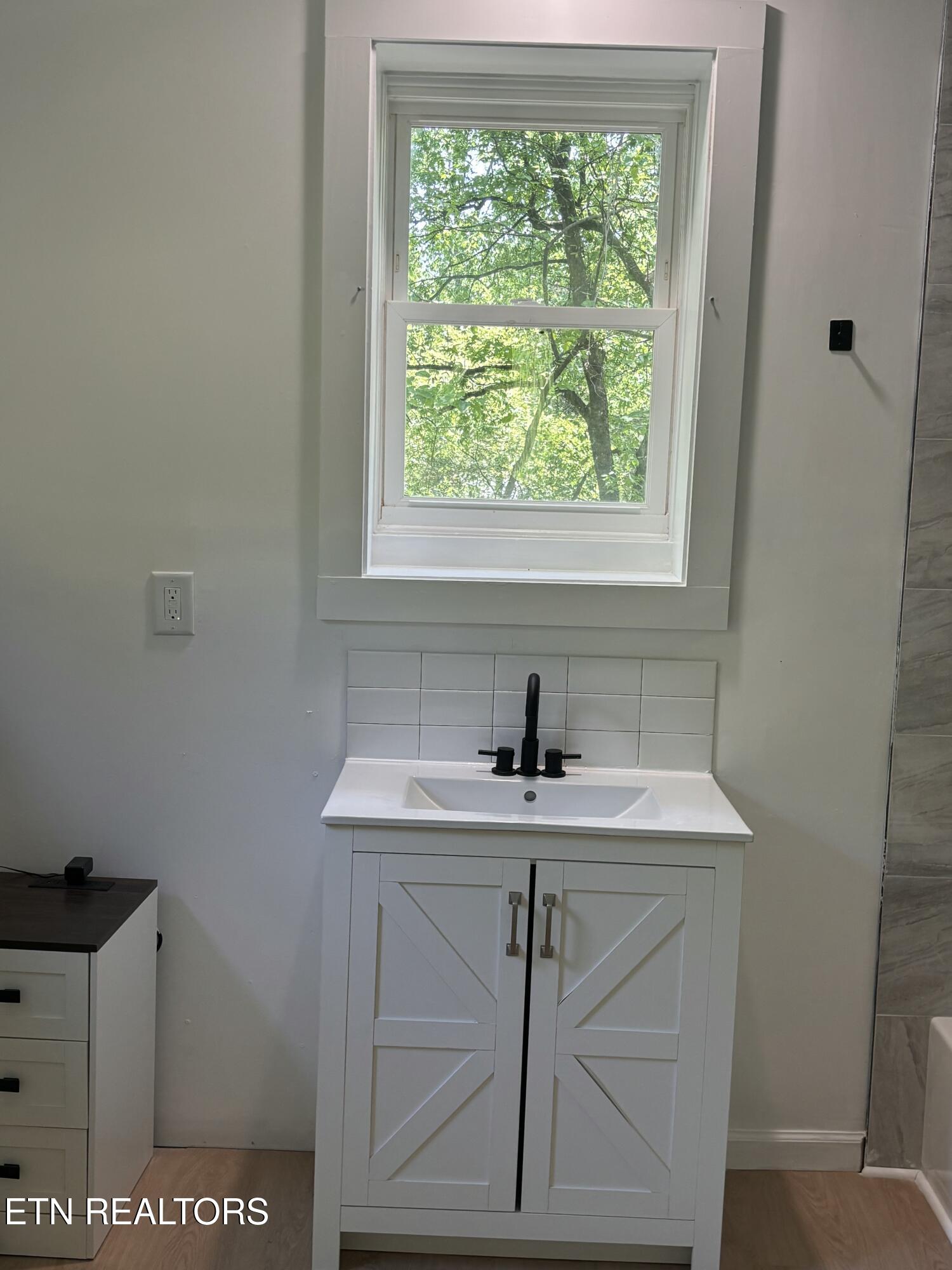 425 Childs Road Harriman TN 37748
