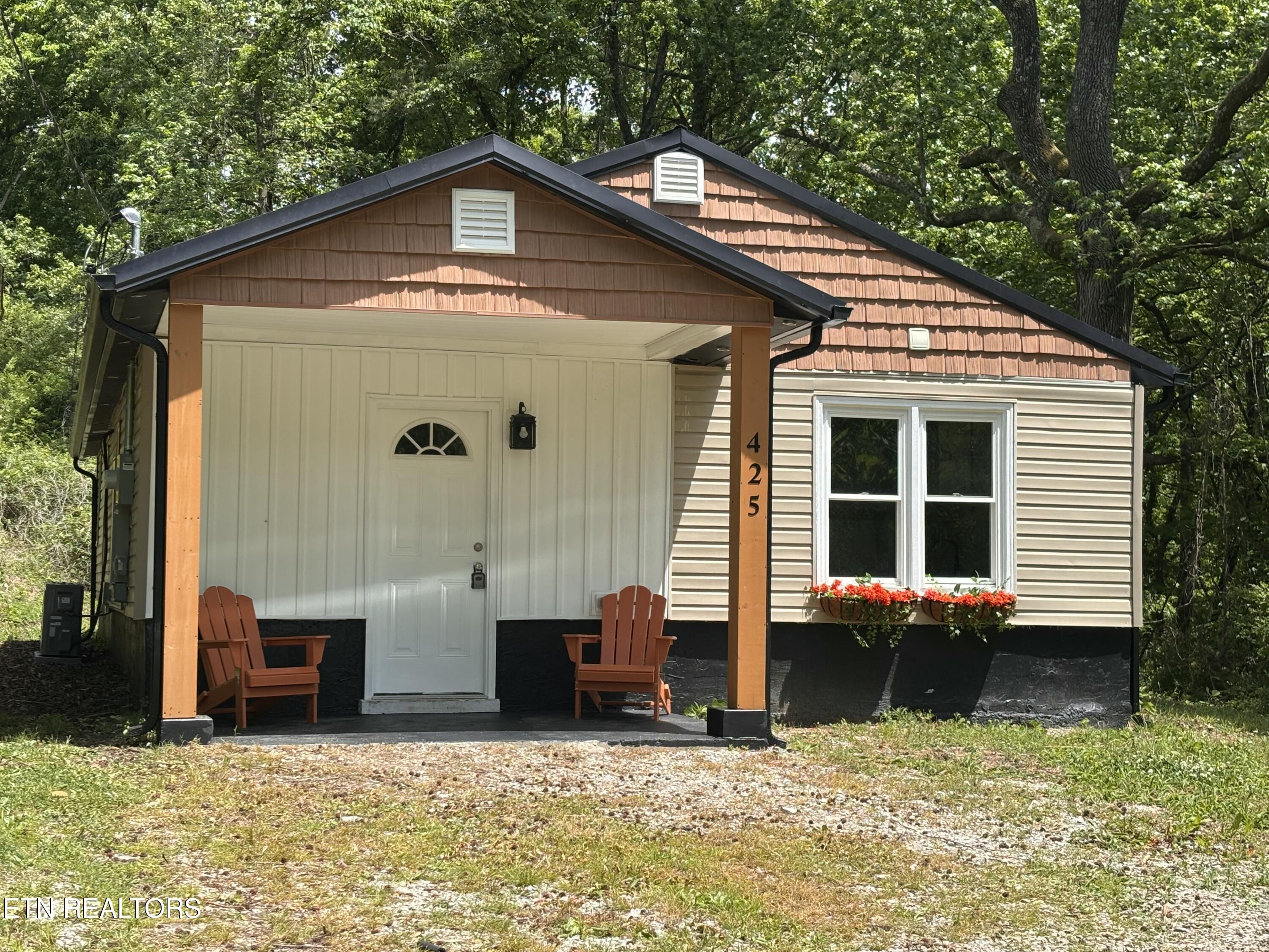 425 Childs Road Harriman TN 37748