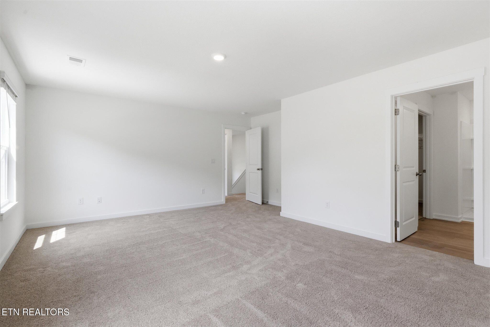 572 White Oak Lane Vonore TN 37885