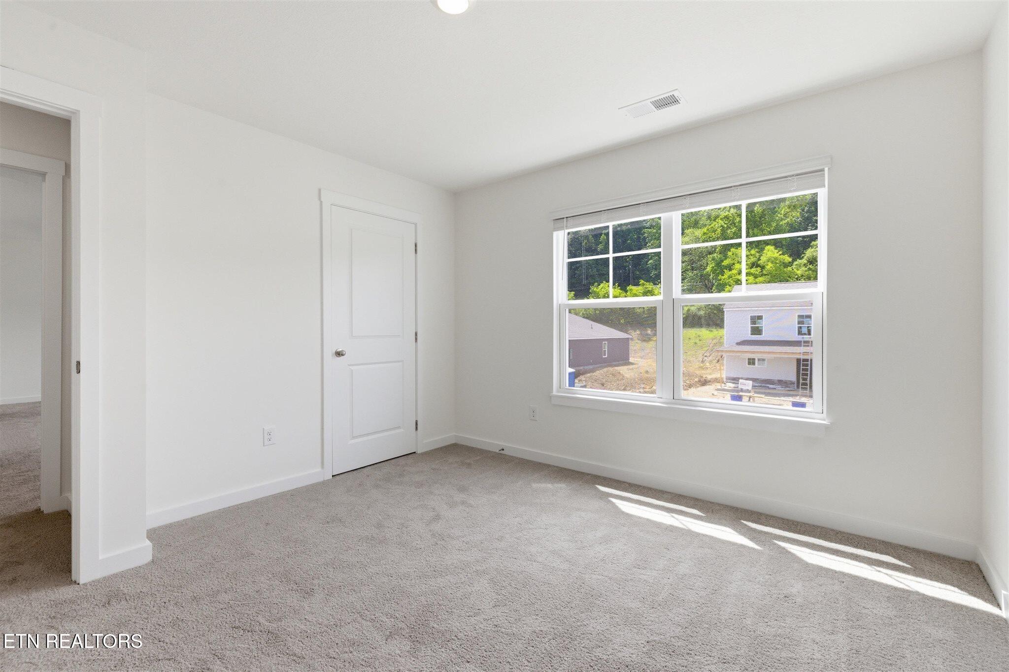 572 White Oak Lane Vonore TN 37885
