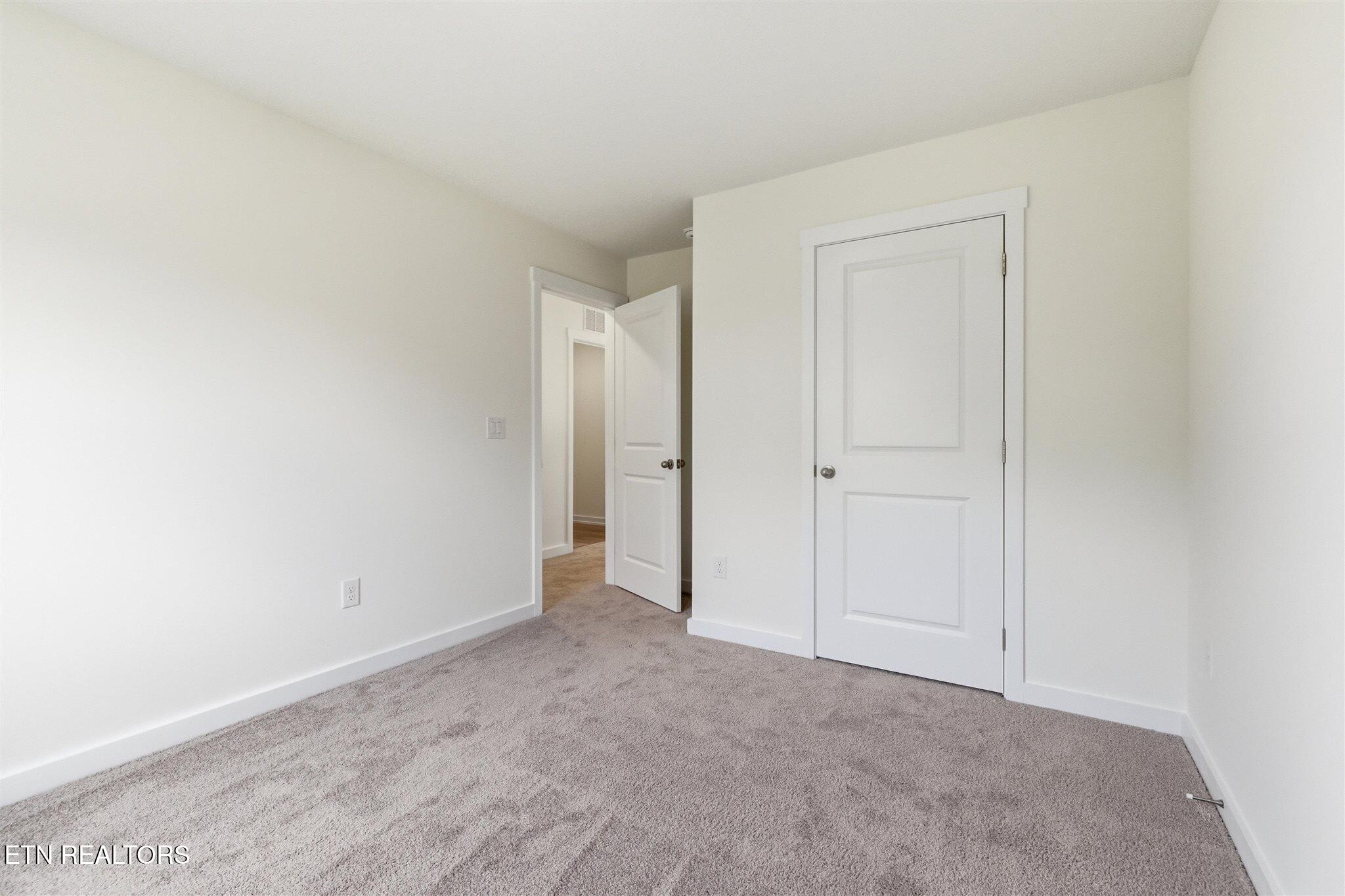 572 White Oak Lane Vonore TN 37885