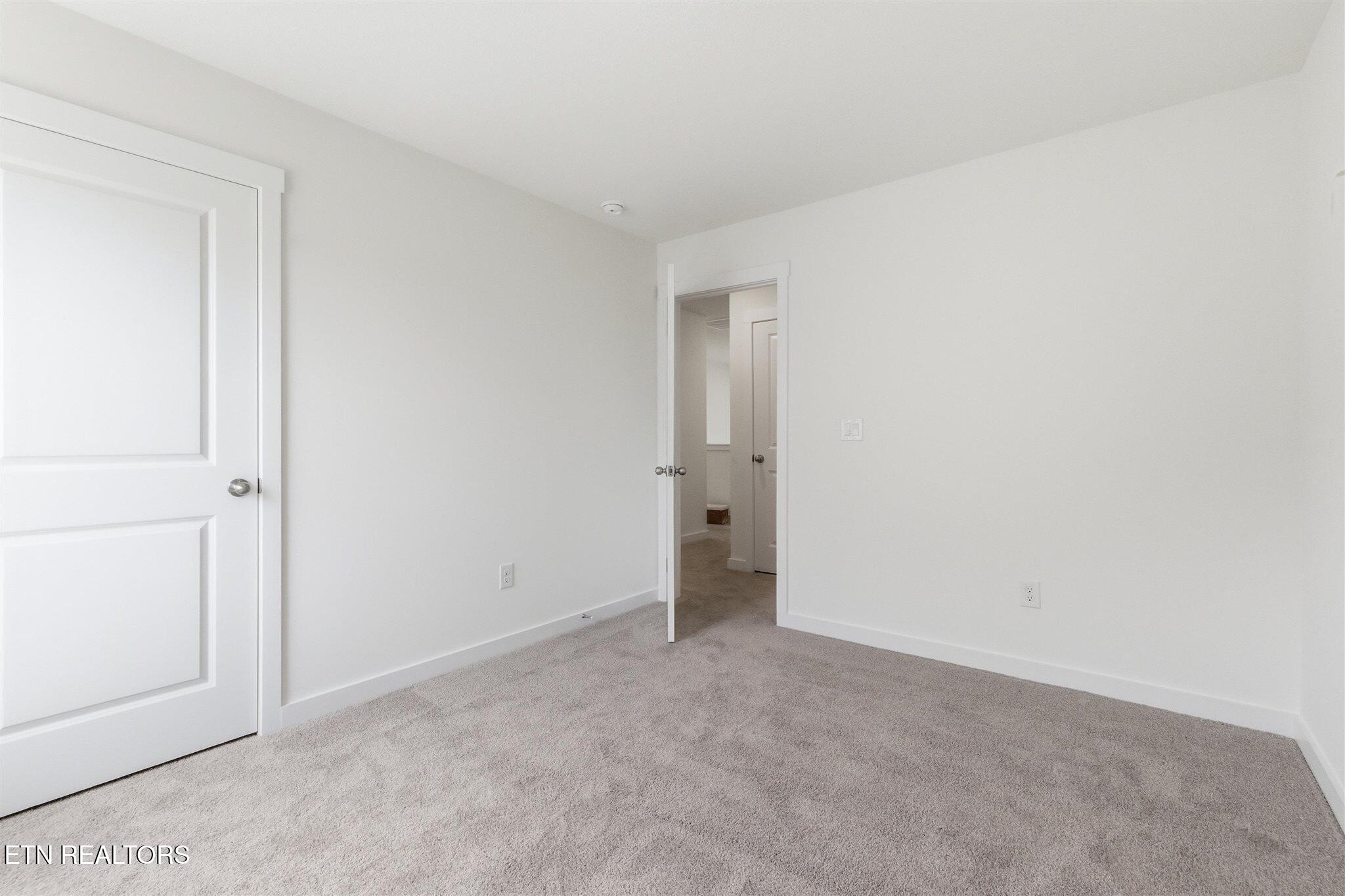 572 White Oak Lane Vonore TN 37885