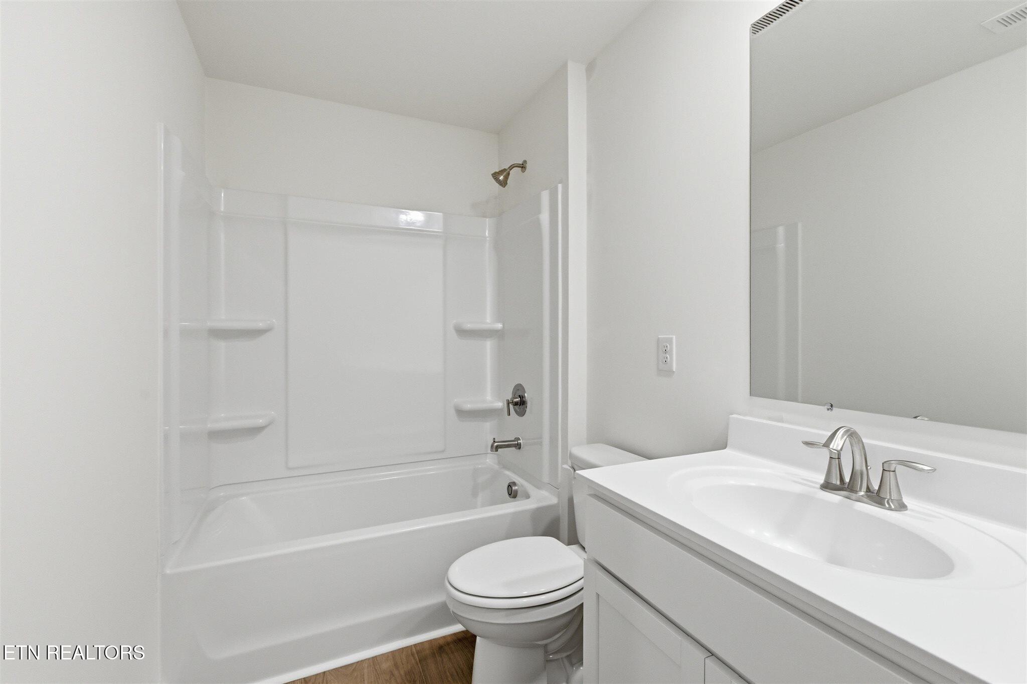 572 White Oak Lane Vonore TN 37885