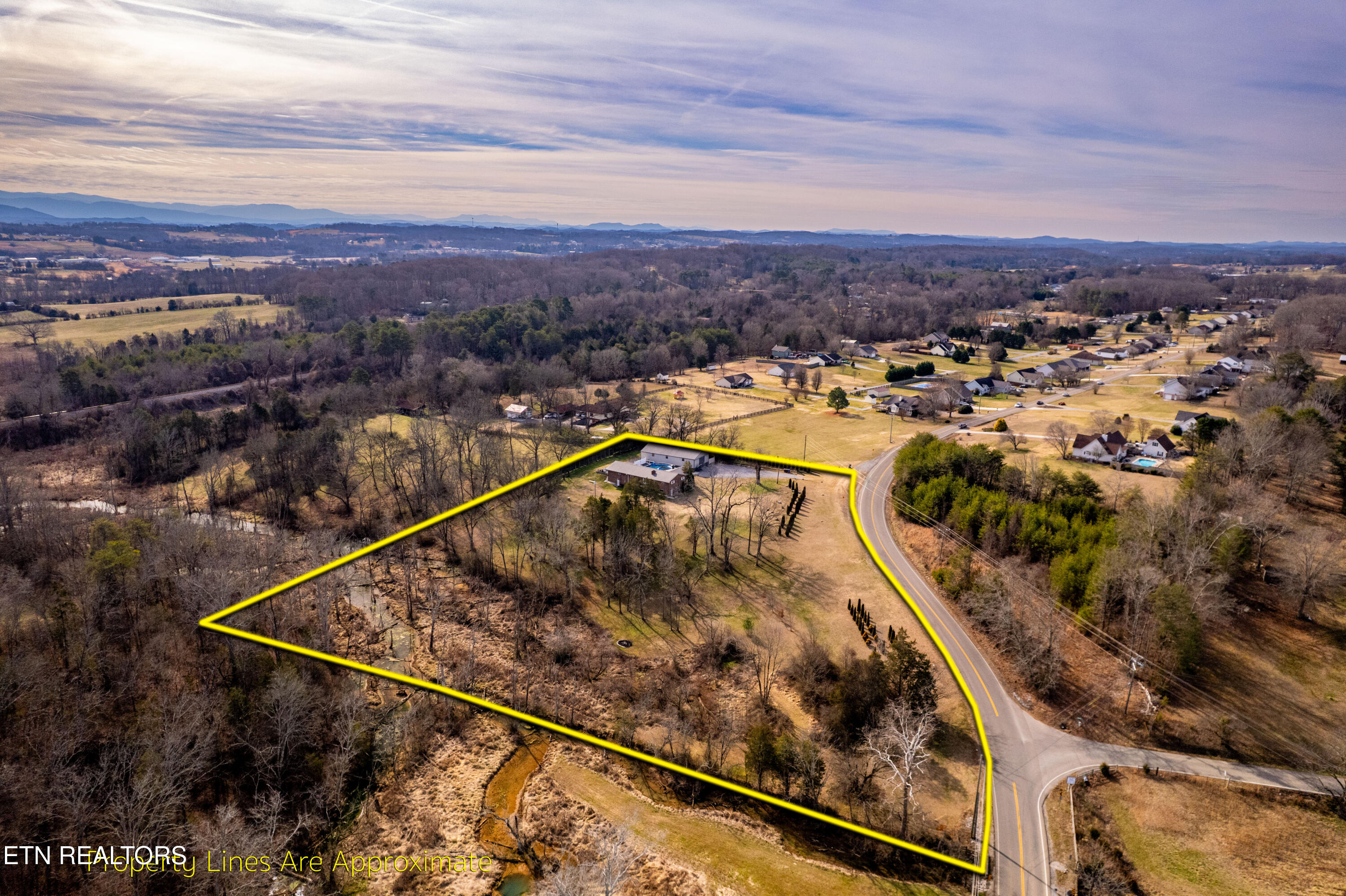 4918 Morganton Road Greenback TN 37742