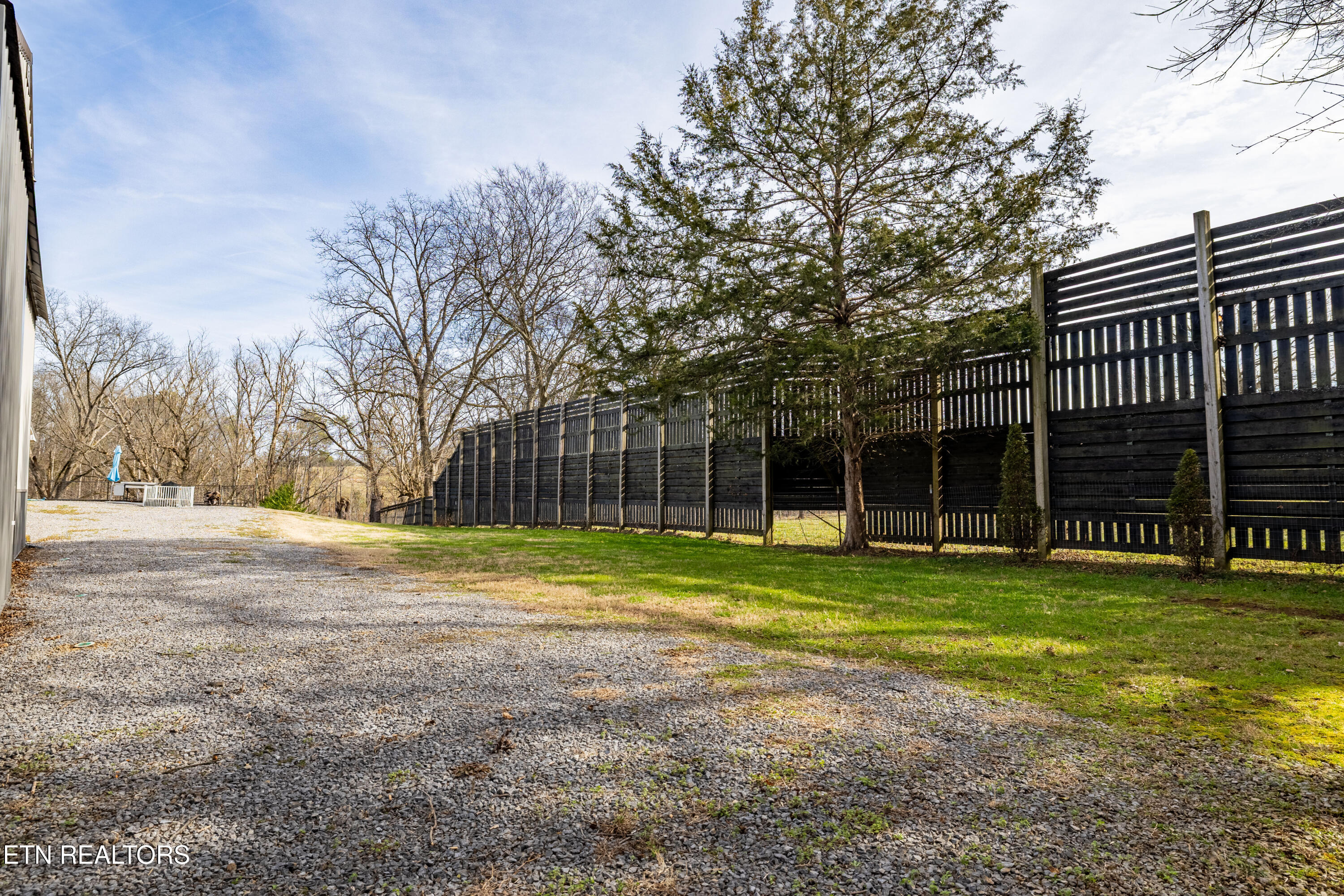 4918 Morganton Road Greenback TN 37742
