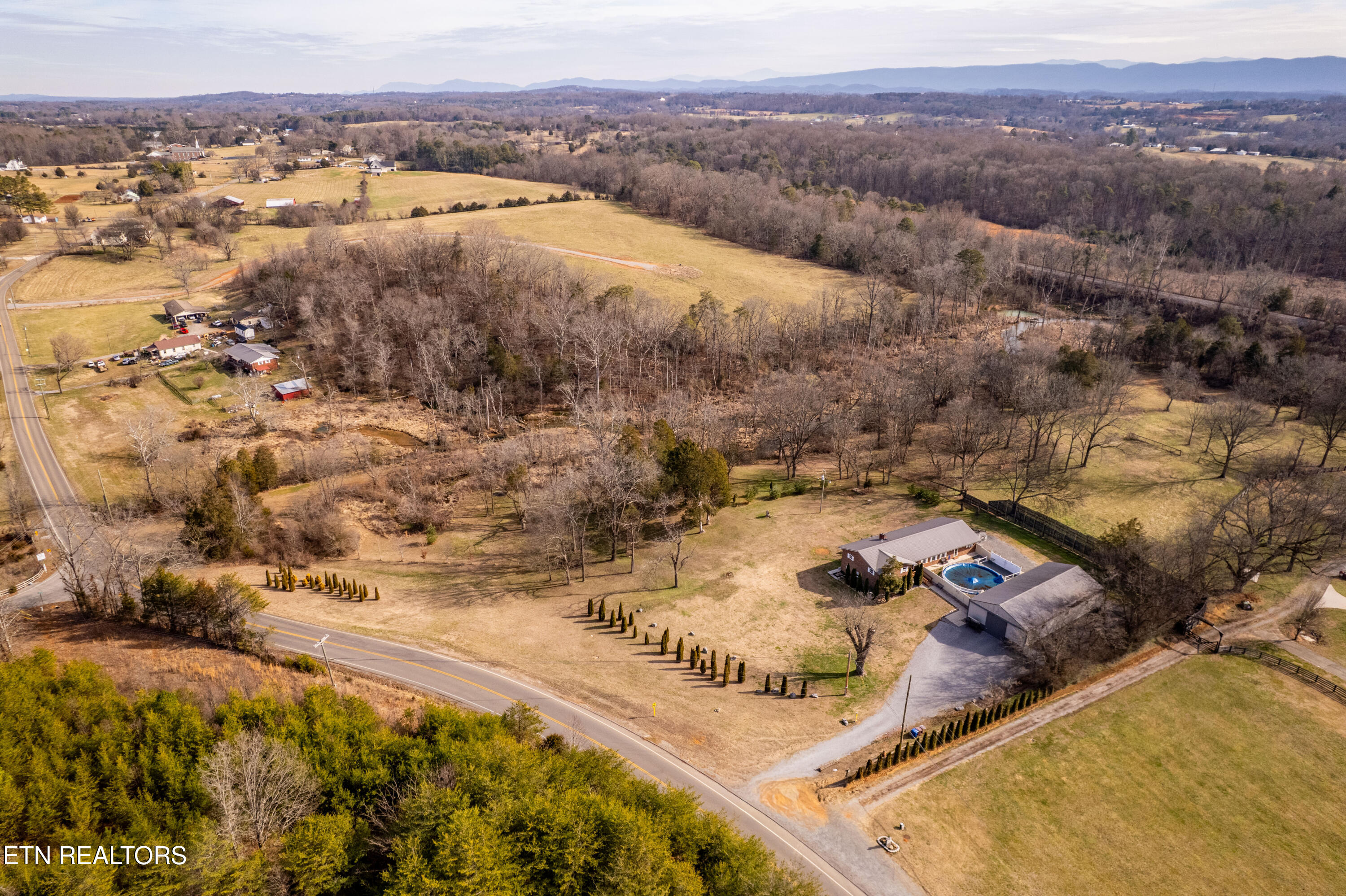 4918 Morganton Road Greenback TN 37742
