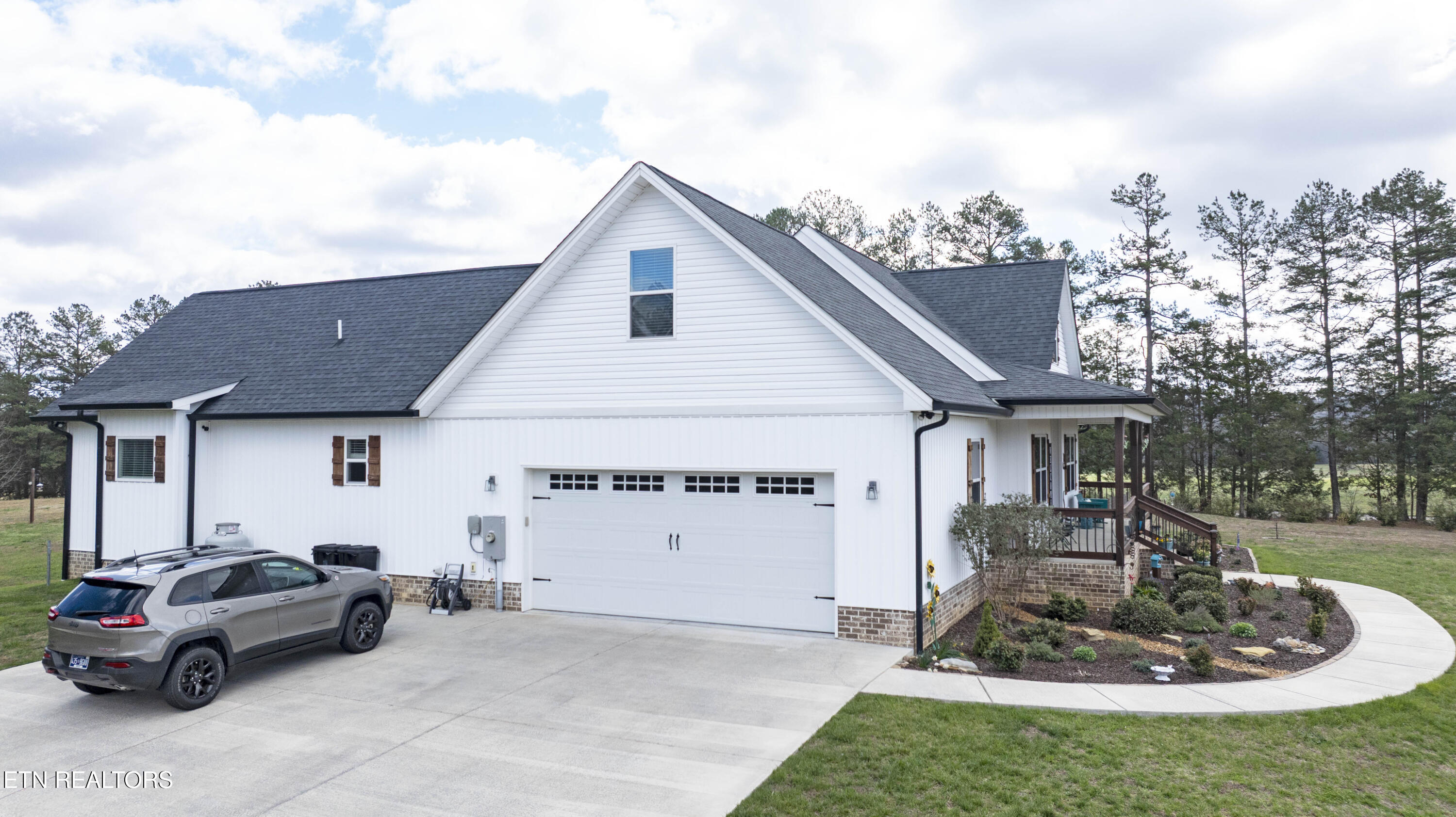 150 Ten Mile Lane Ten Mile TN 37880