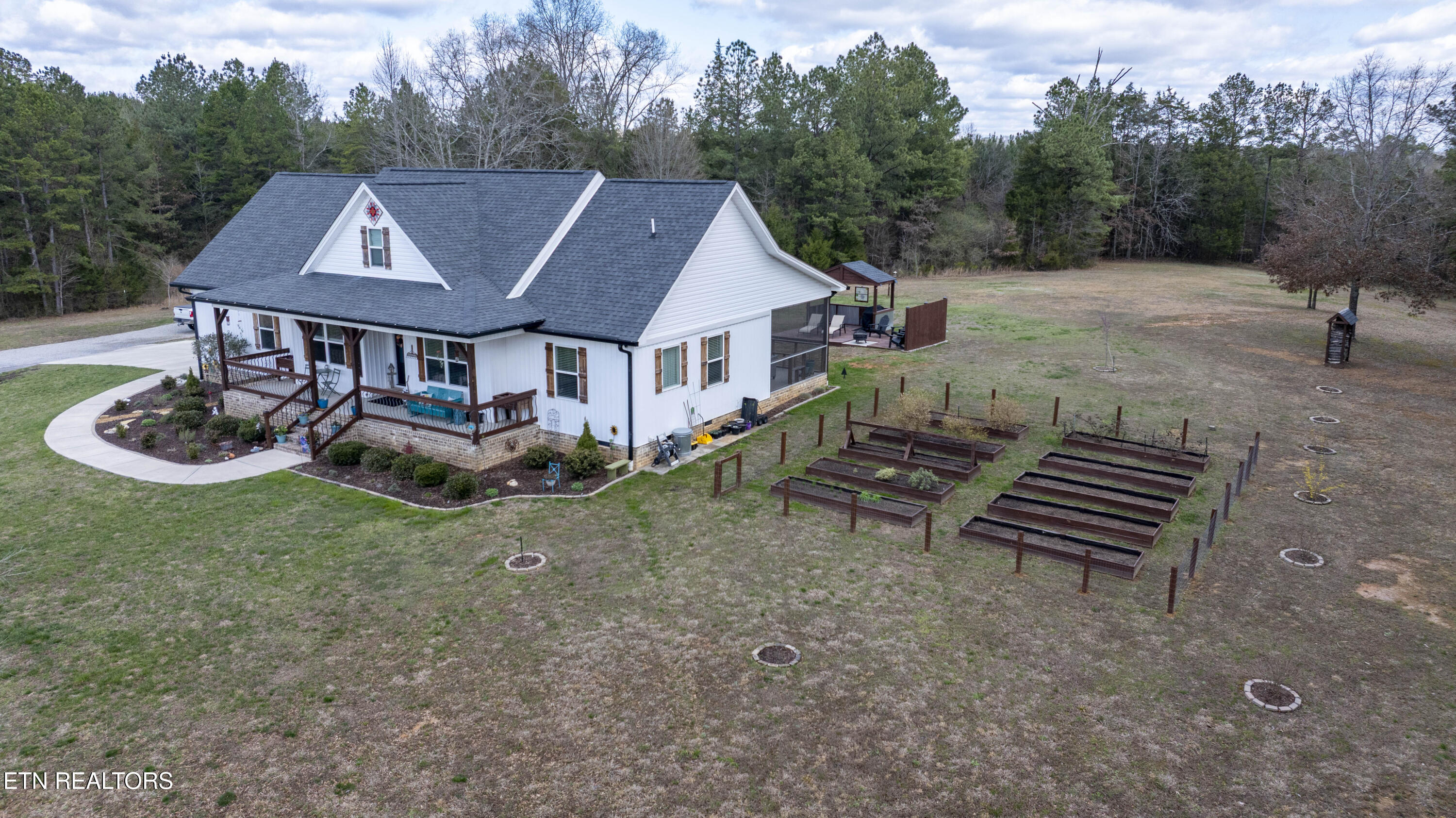 150 Ten Mile Lane Ten Mile TN 37880
