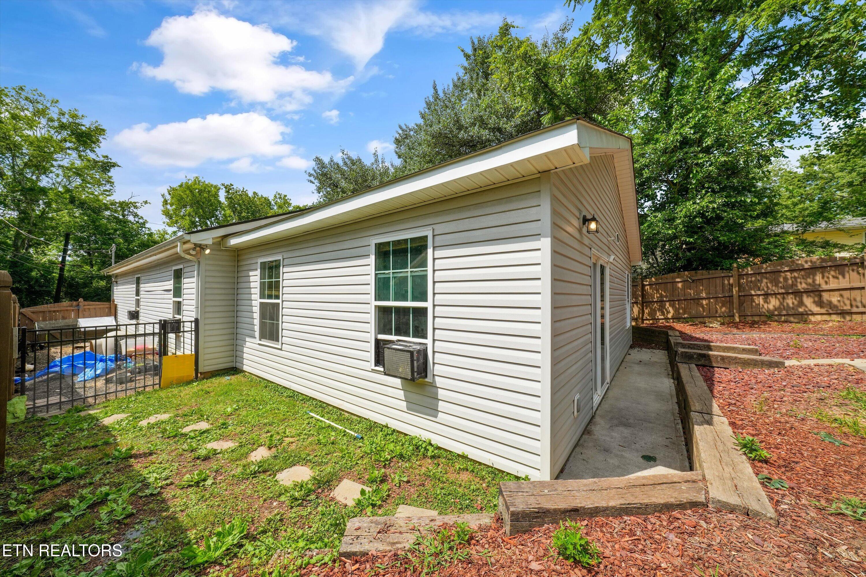 412 Mayfield Avenue Knoxville TN 37920