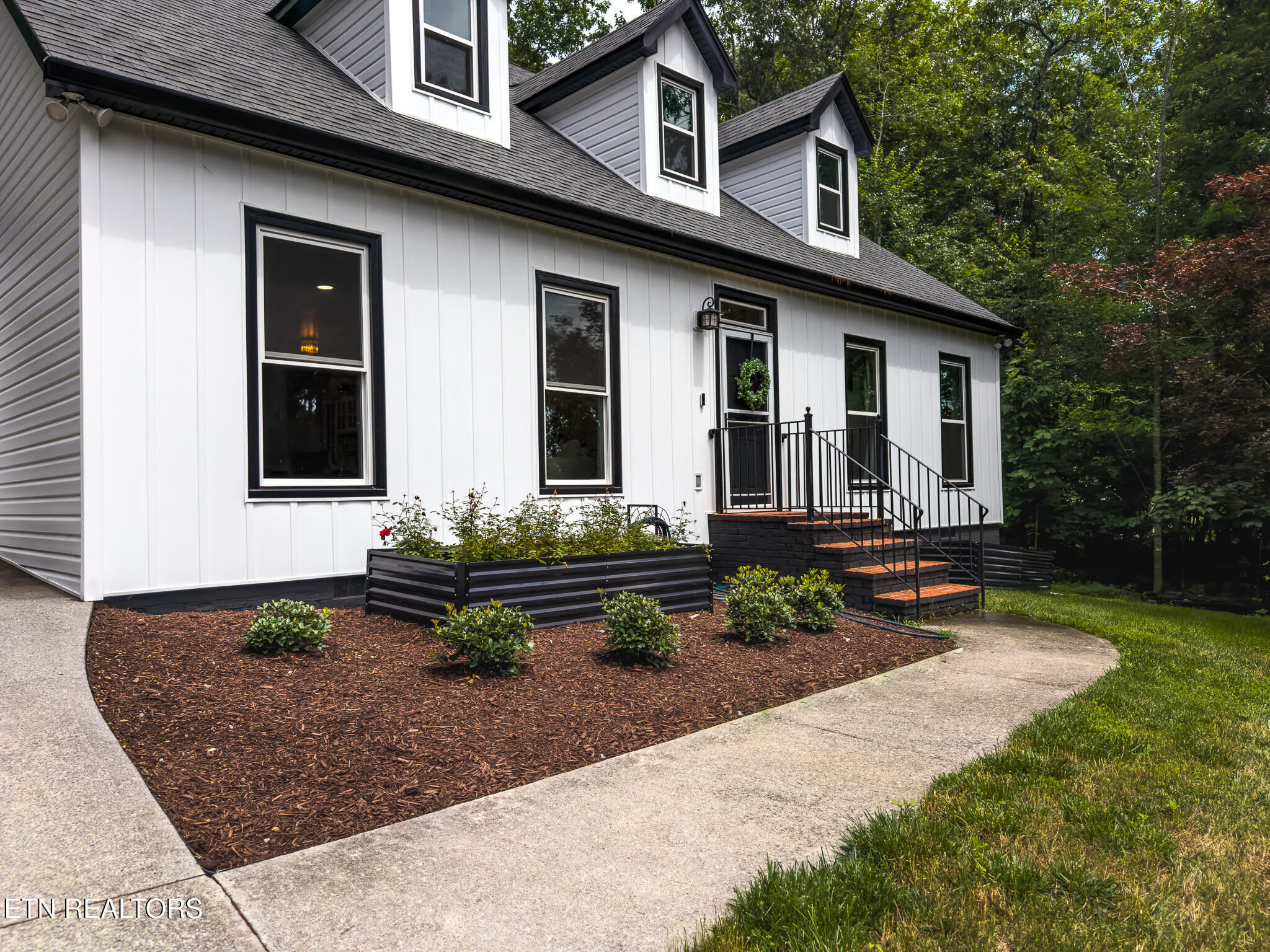 178 Chahyga Way Loudon TN 37774