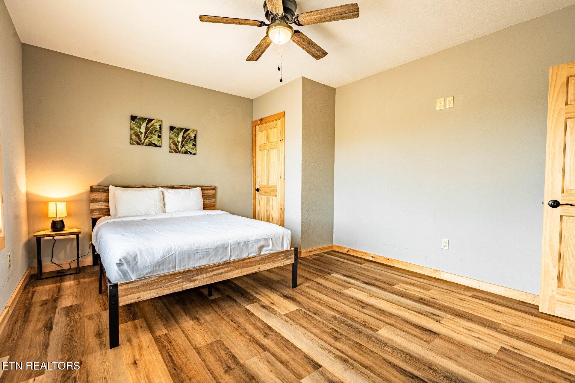 2104 Eagle Feather Drive Sevierville TN 37876