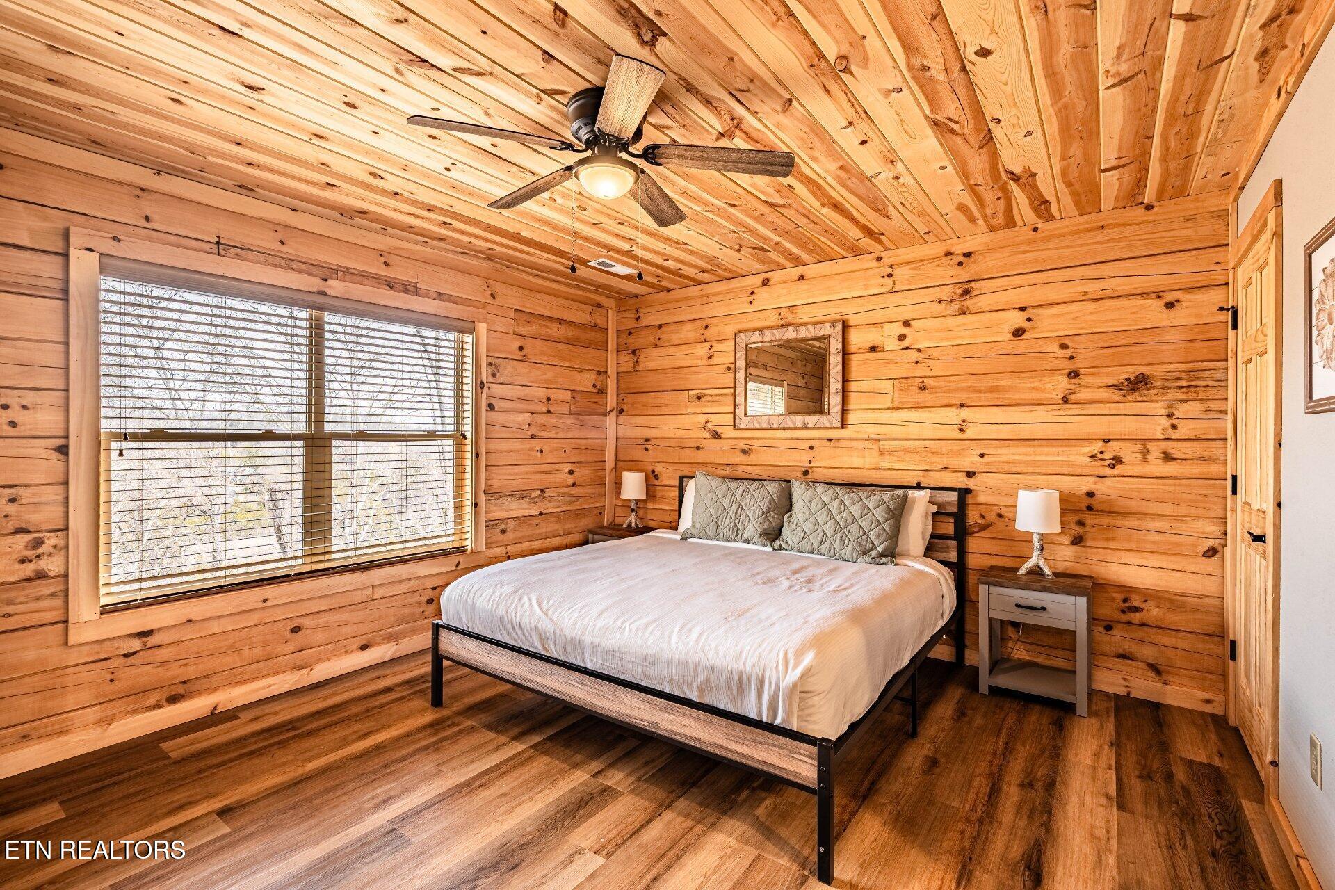 2104 Eagle Feather Drive Sevierville TN 37876