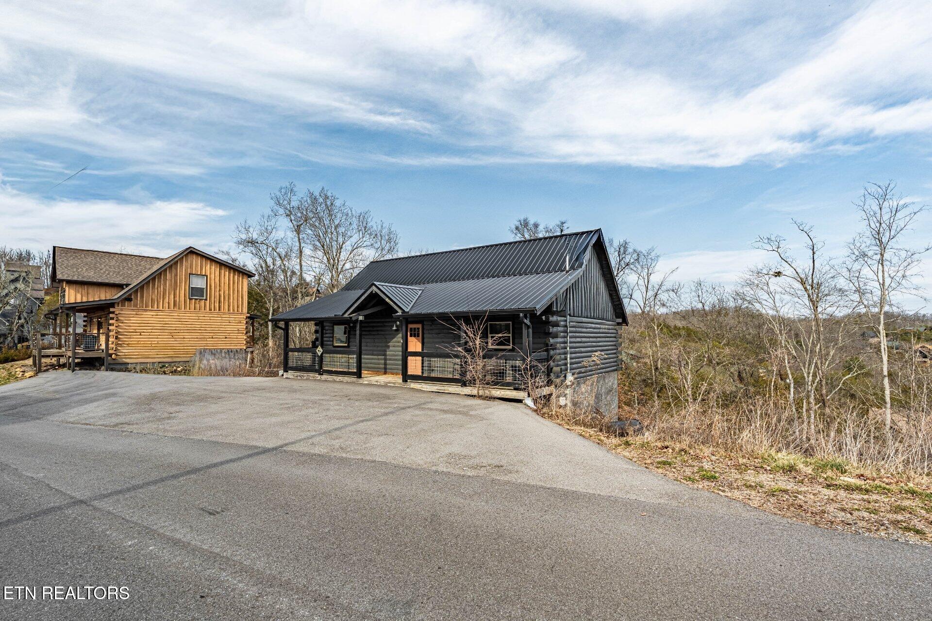 2104 Eagle Feather Drive Sevierville TN 37876