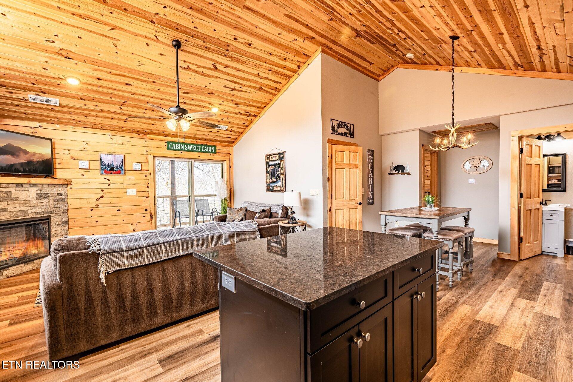 2104 Eagle Feather Drive Sevierville TN 37876