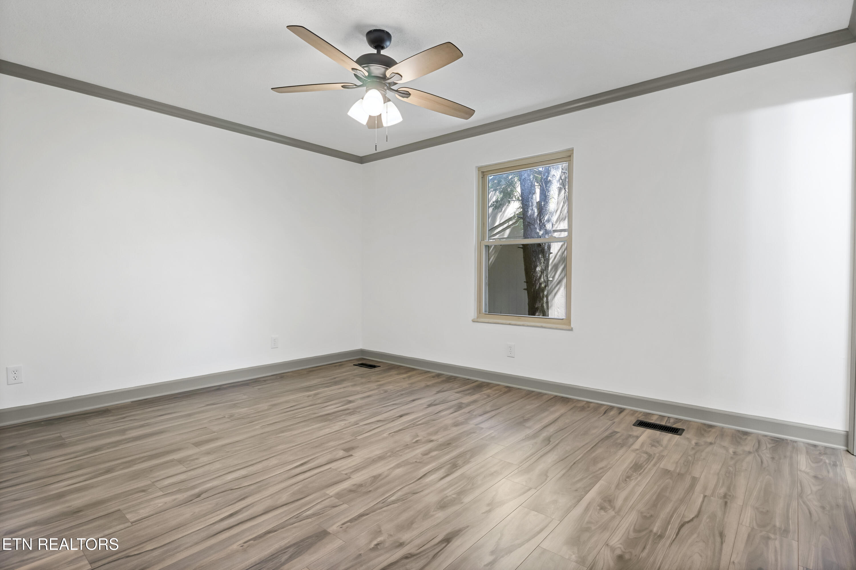 8709 Olde Colony Trail Knoxville TN 37923