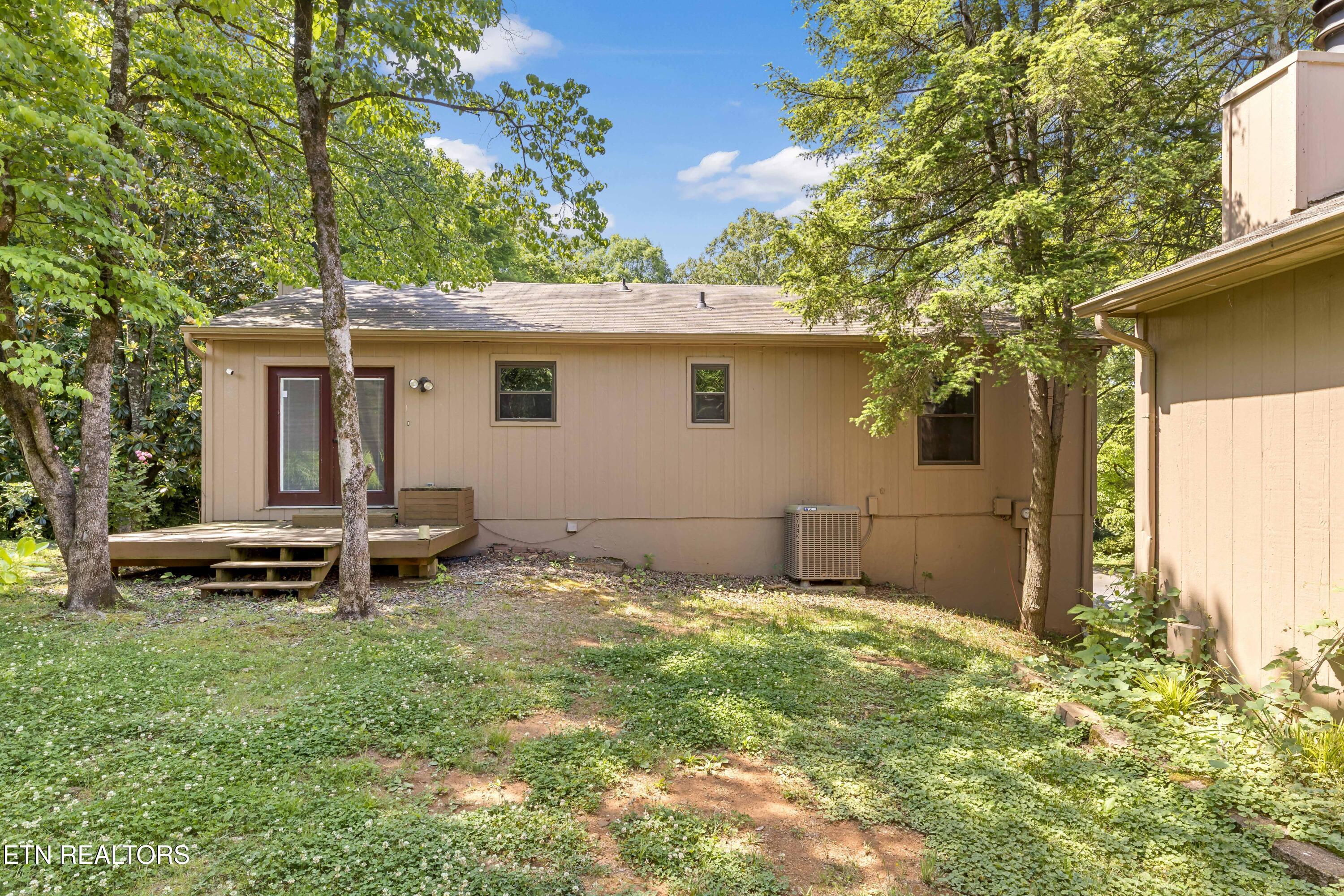 8709 Olde Colony Trail Knoxville TN 37923