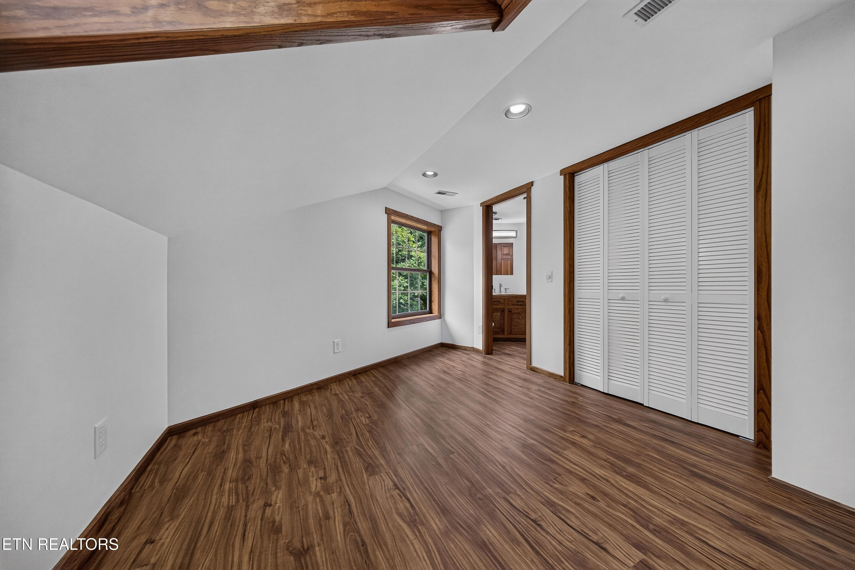 242 Deer Run Drive Maryville TN 37803