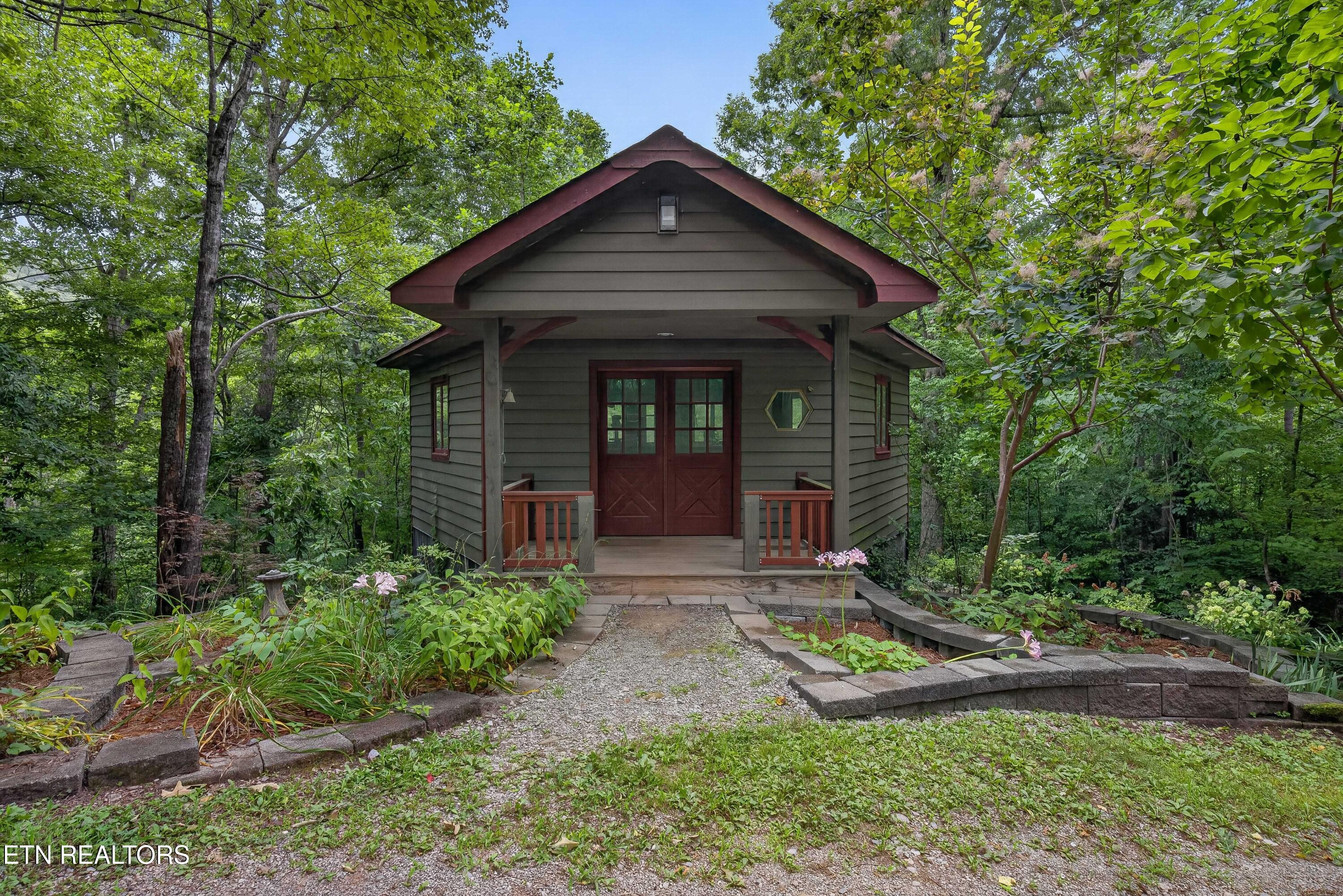 242 Deer Run Drive Maryville TN 37803