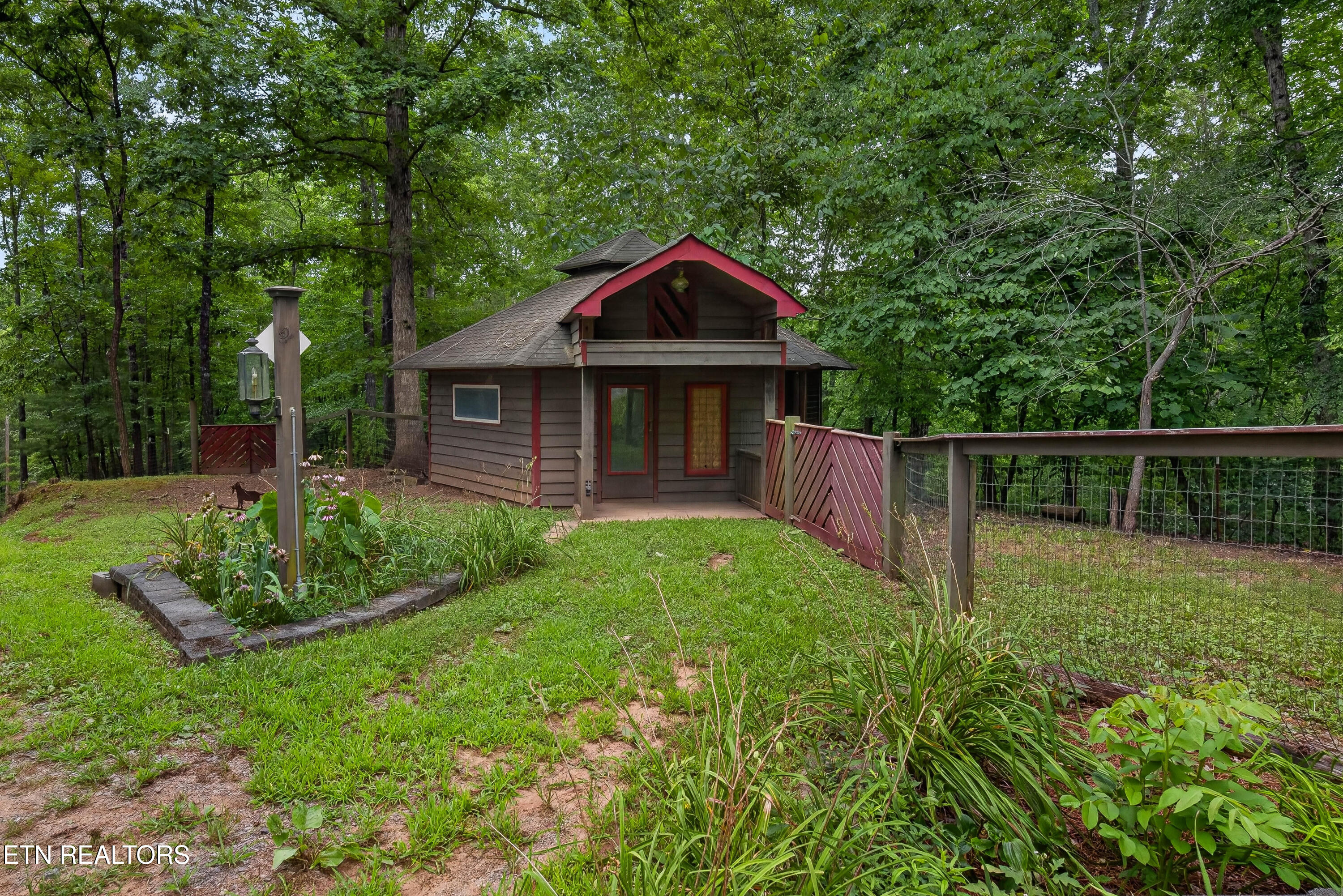 242 Deer Run Drive Maryville TN 37803