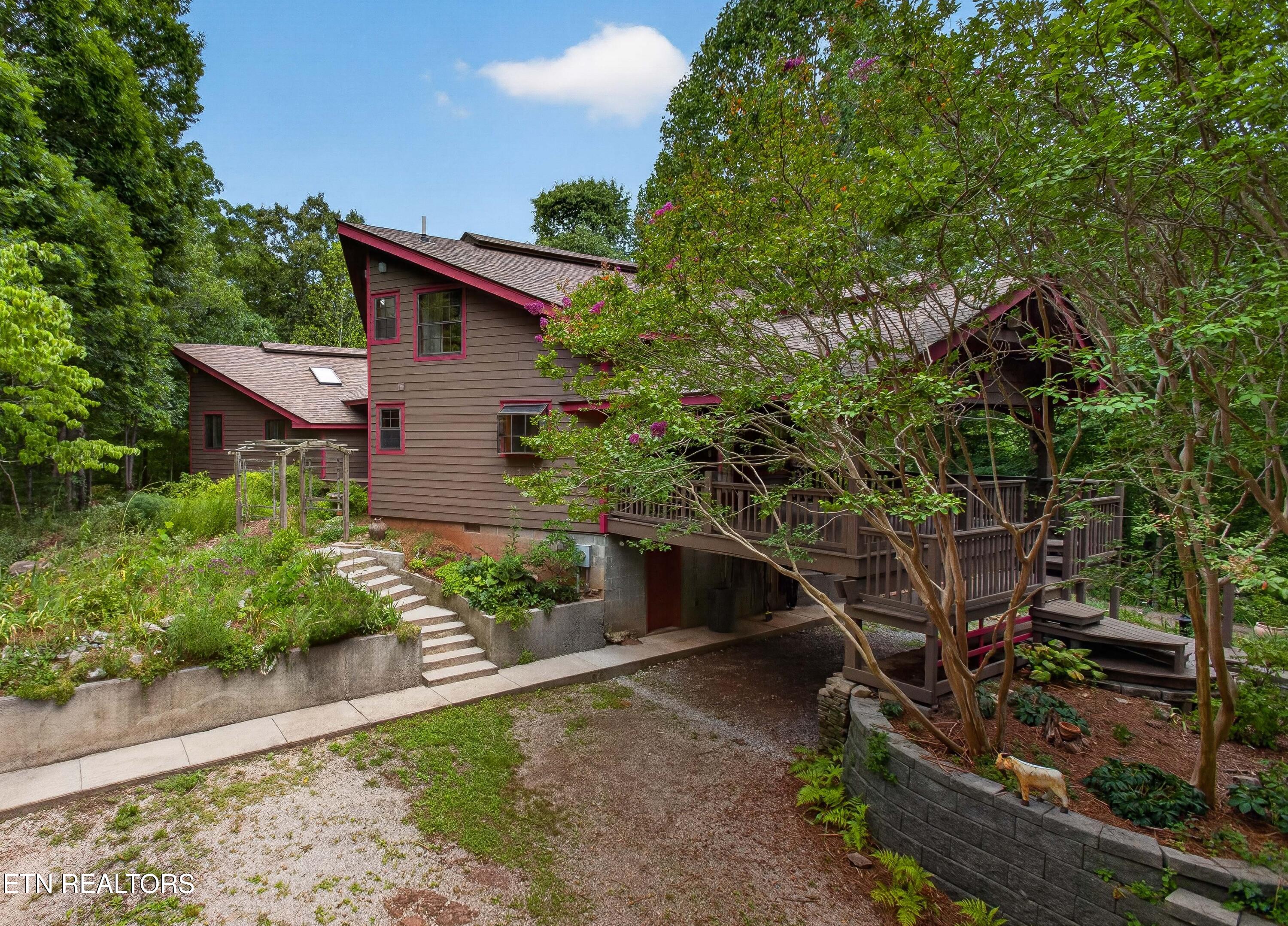242 Deer Run Drive Maryville TN 37803