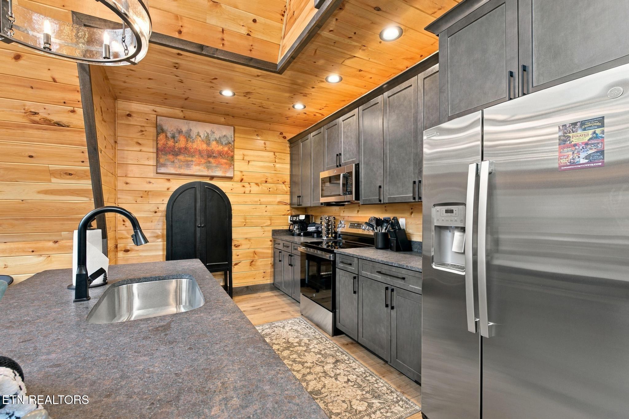 2313 Grey Fox Sevierville TN 37862